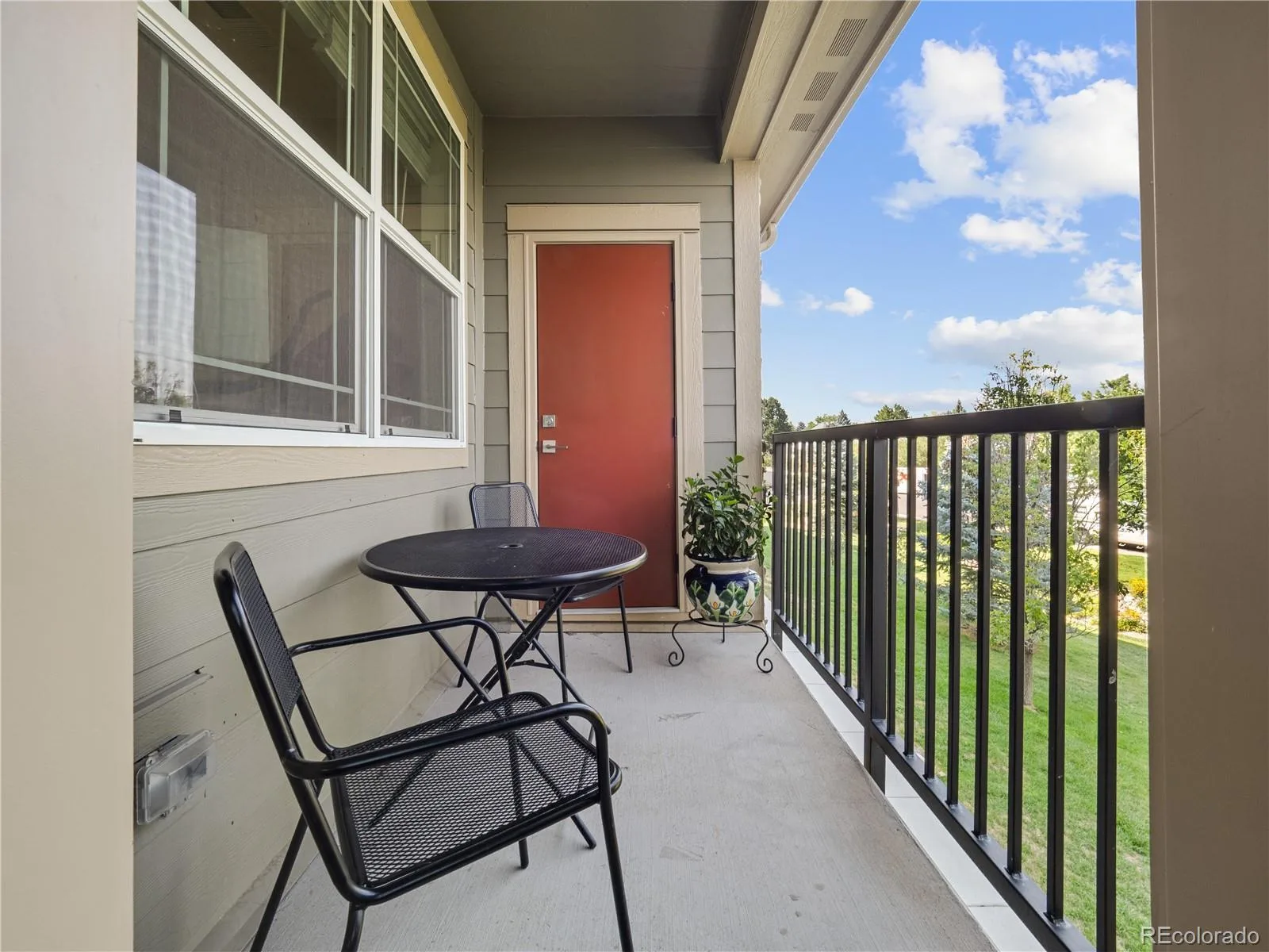 8848 S Kipling Way #205 Littleton CO 80127 | MLS #REC9685872 08272026163847 1600 33