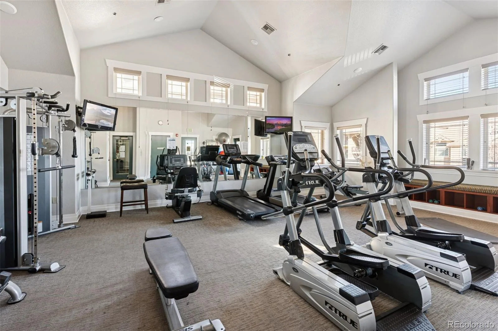 8848 S Kipling Way #205 Littleton CO 80127 | MLS #REC9685872 08272026163847 1600 34
