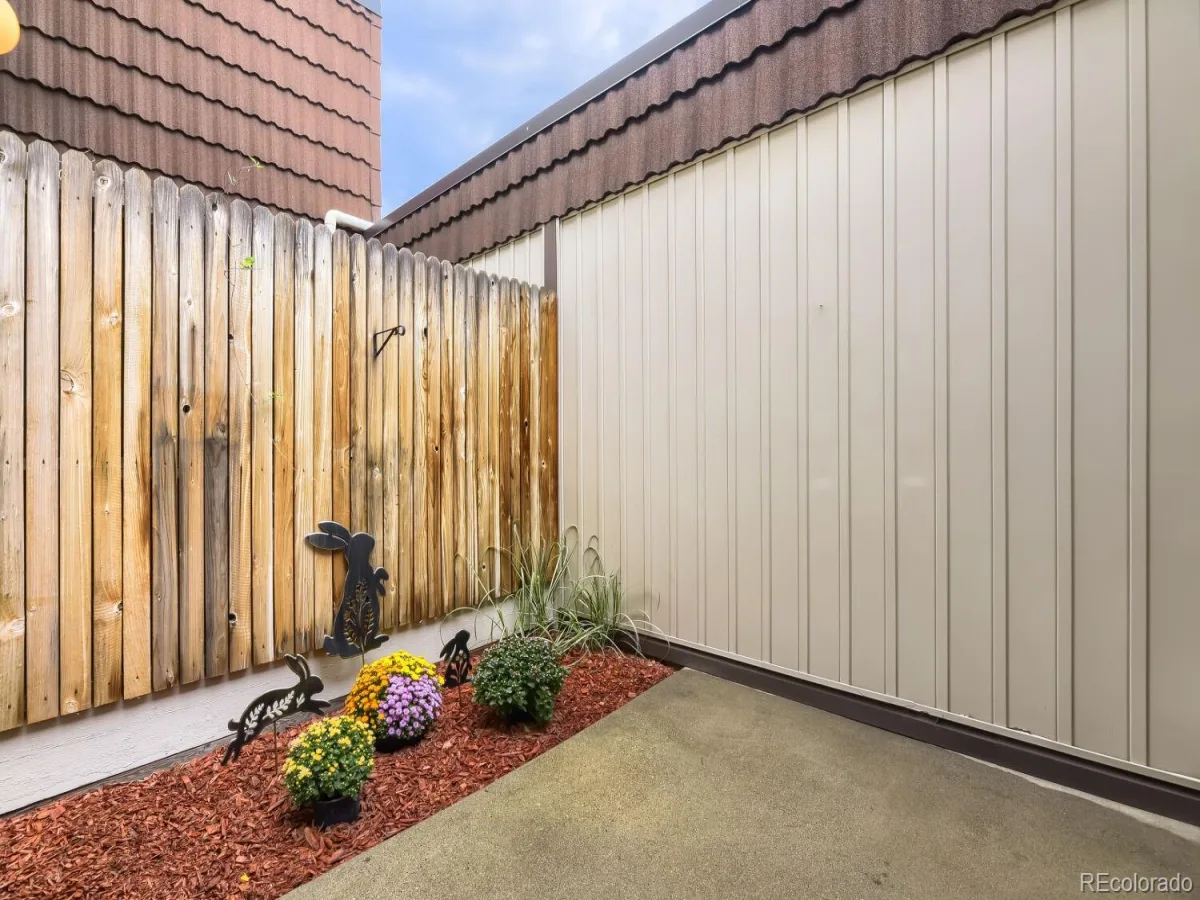 1862 S Hoyt Street Lakewood CO 80232 | MLS #REC9686600 10092026172936 1200 17