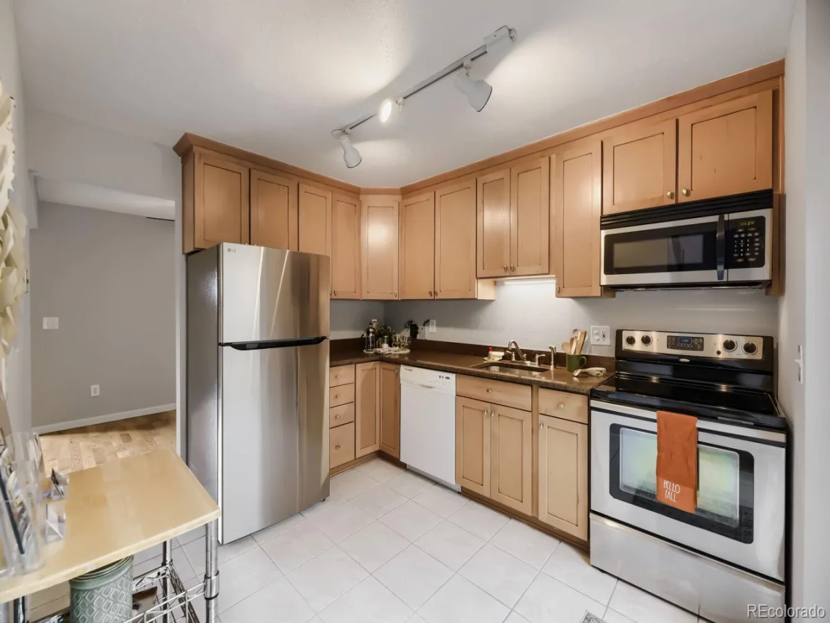 1862 S Hoyt Street Lakewood CO 80232 | MLS #REC9686600 10092026172936 1200 2
