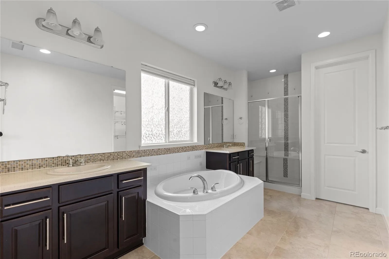 3794 Ghost Dance Drive Castle Rock CO 80108 | MLS #REC9690088 08292026220759 1600 24
