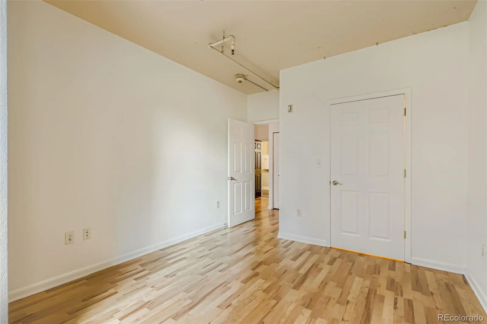 444 17th Street #404 Denver CO 80202 MLS #REC9692075 05282026042921 1600 12