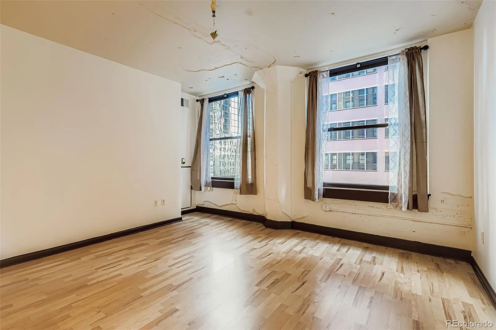444 17th Street #404 Denver CO 80202 MLS #REC9692075 05282026042921 1600 19