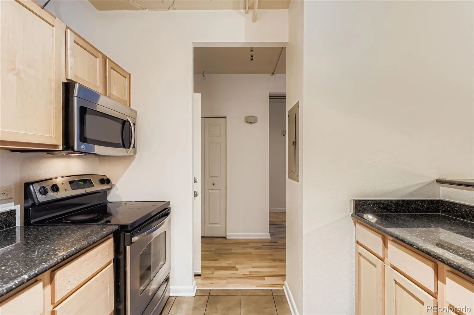 444 17th Street #404 Denver CO 80202 MLS #REC9692075 05282026042921 1600 4