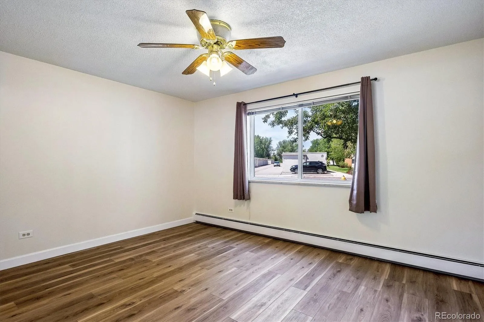 610 S Alton Way #11A Denver CO 80247 MLS #REC9692399 05282026020905 1600 15