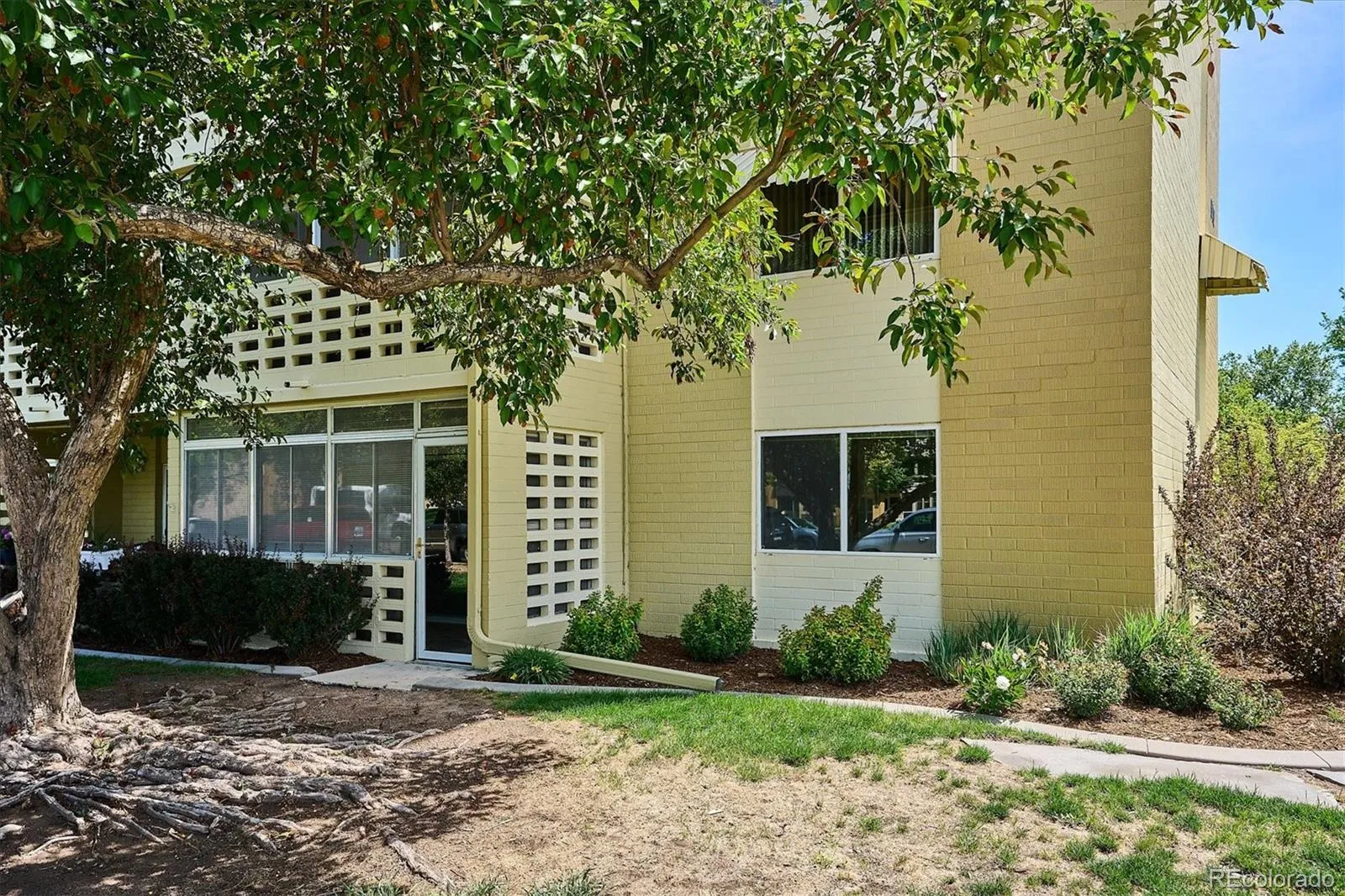 610 S Alton Way #11A Denver CO 80247 MLS #REC9692399 05282026020905 1600 2