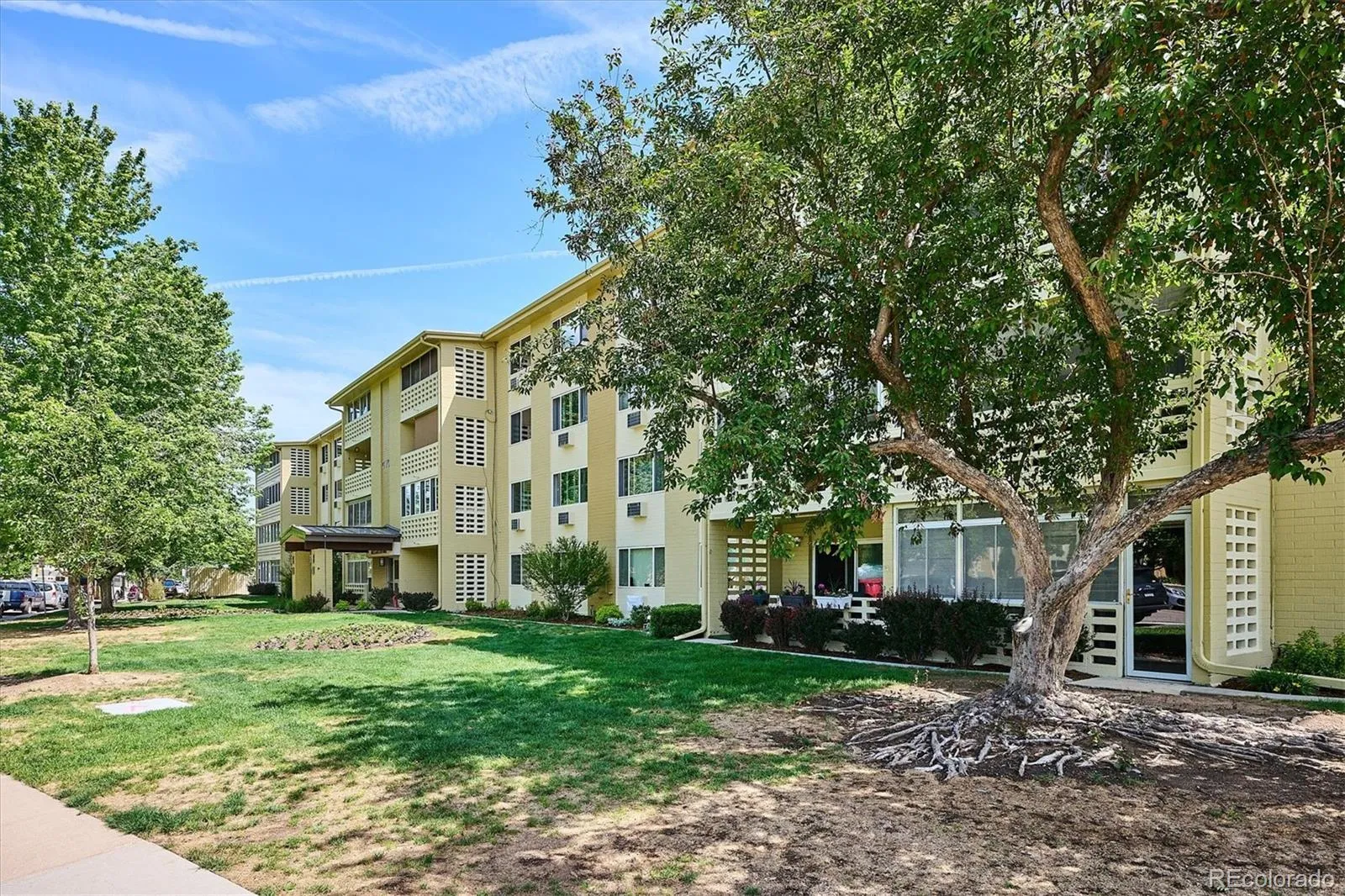 610 S Alton Way #11A Denver CO 80247 MLS #REC9692399 05282026020905 1600 3