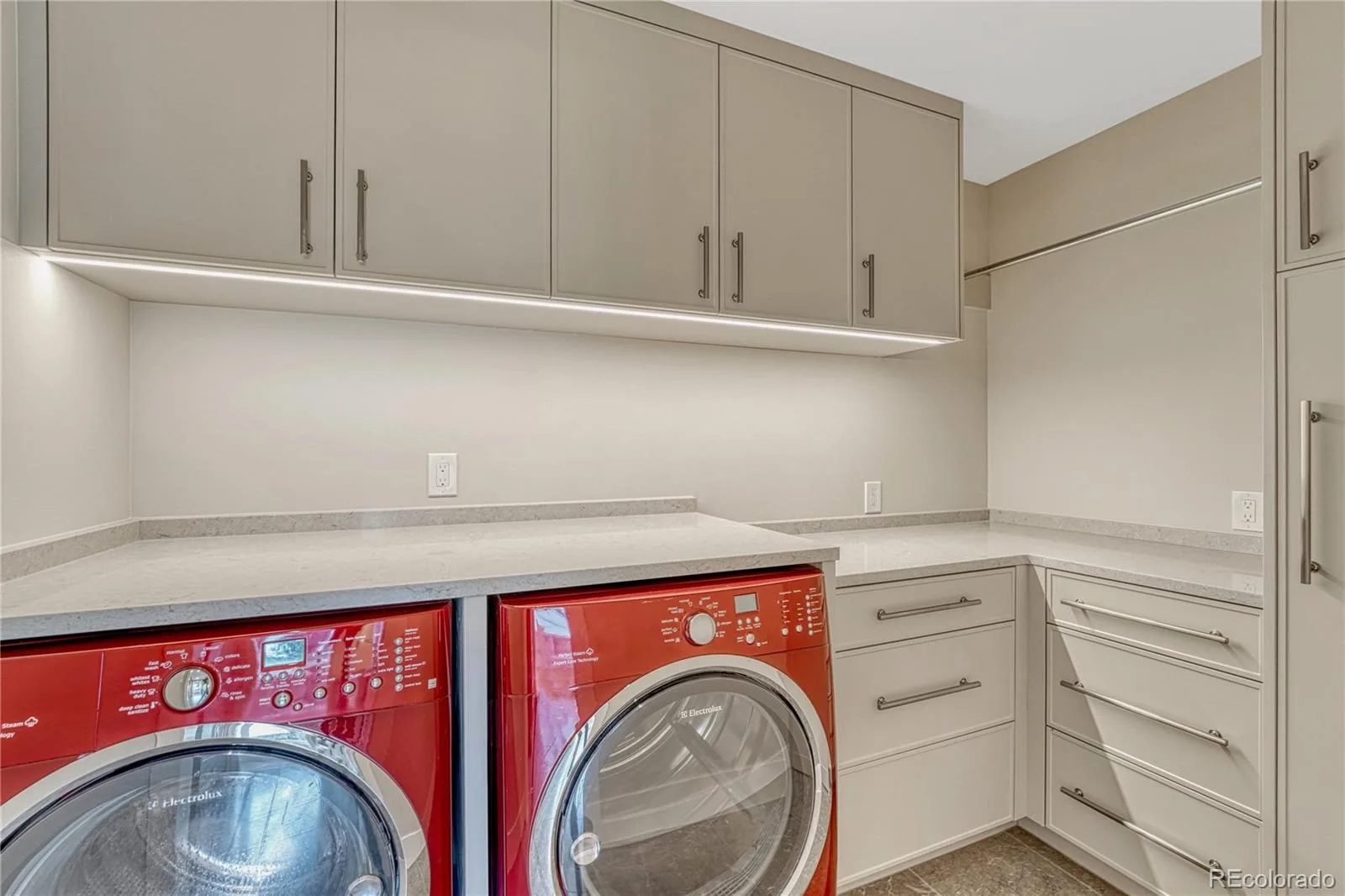 3080 E Flora Place Denver CO 80210 MLS #REC9695230 06172026000710 1600 20