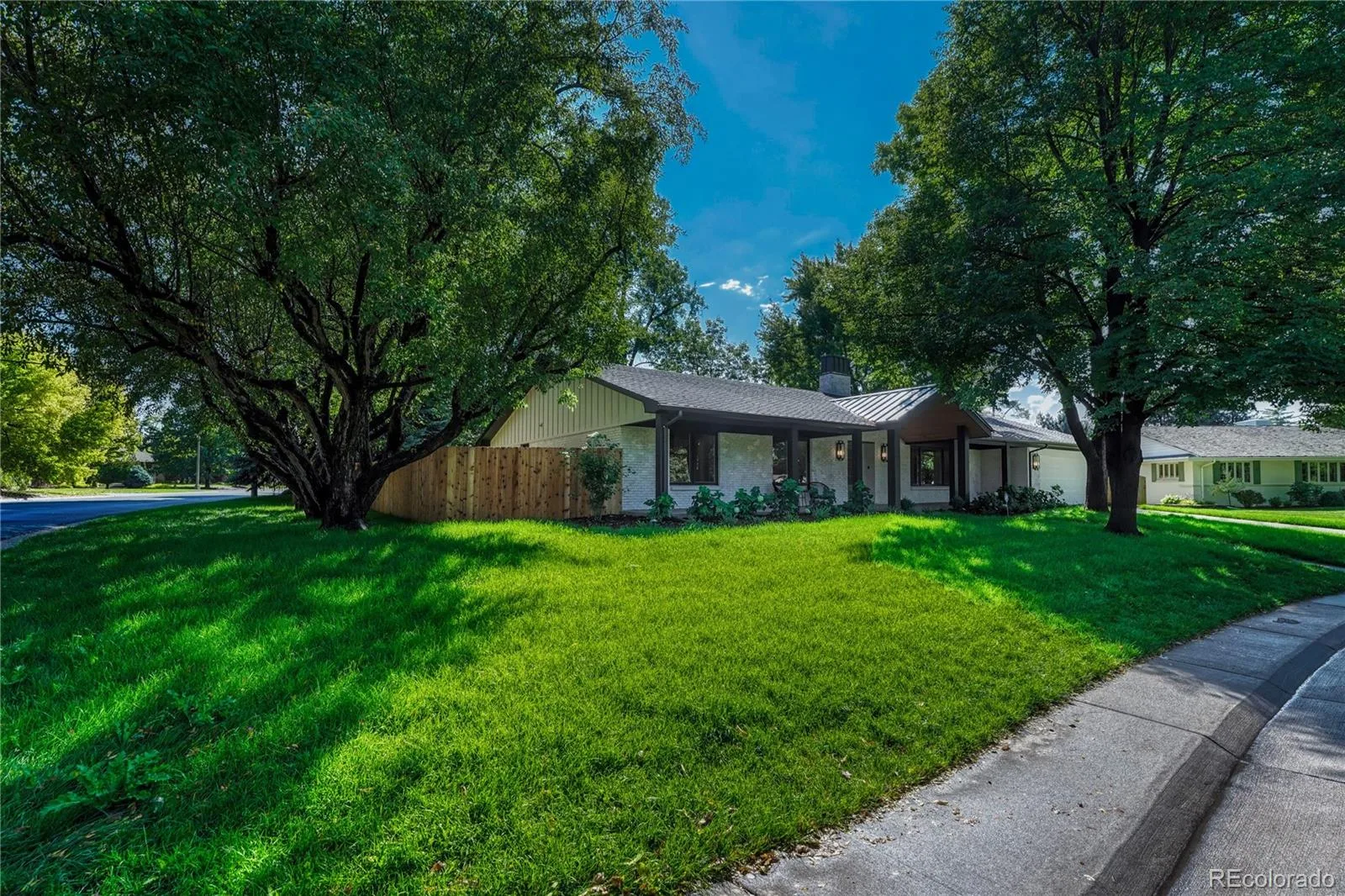3080 E Flora Place Denver CO 80210 MLS #REC9695230 06172026000710 1600 44