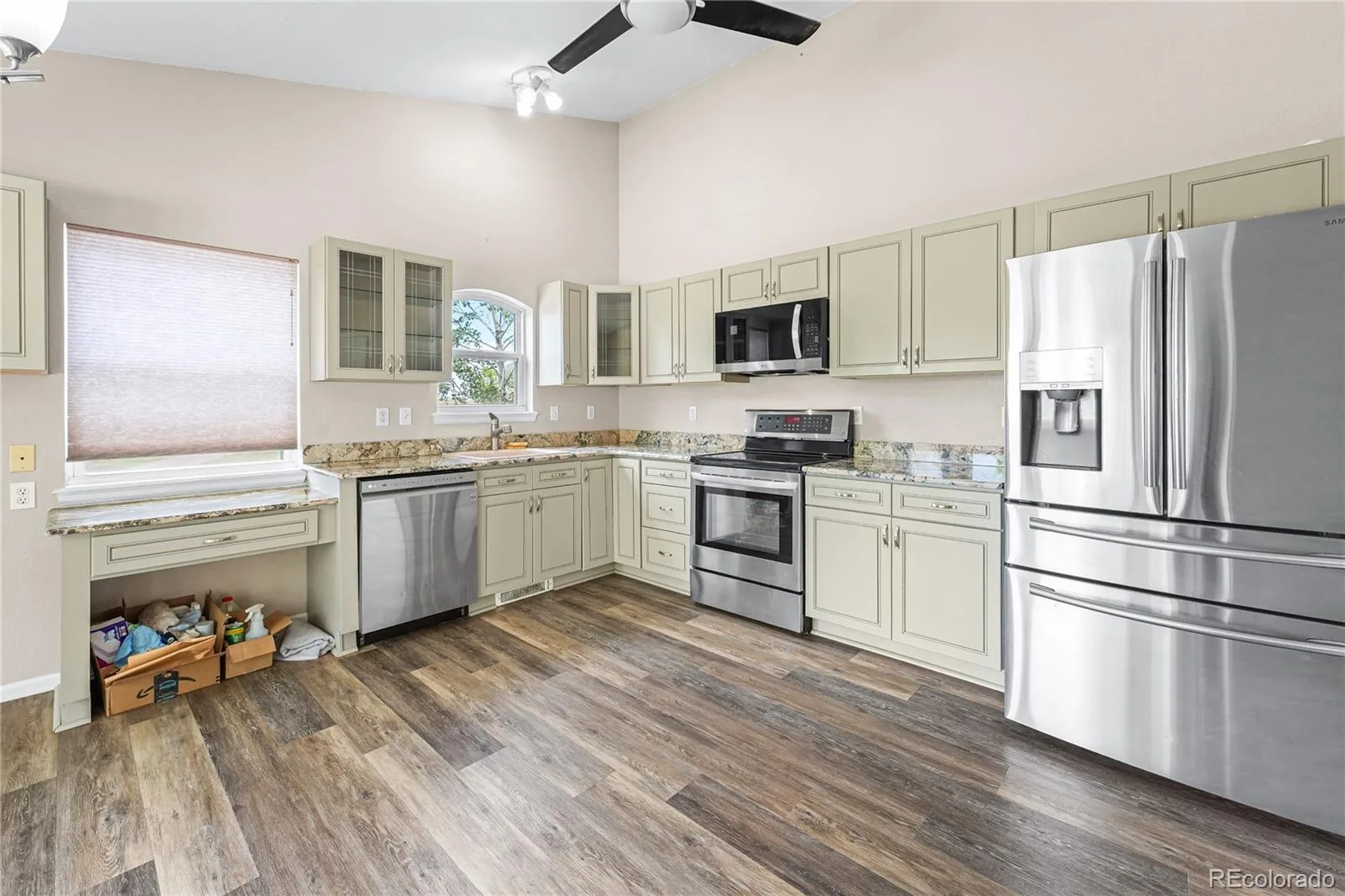 21400 E 11th Avenue Aurora CO 80018 | MLS #REC9696221 08142026233649 1600 12