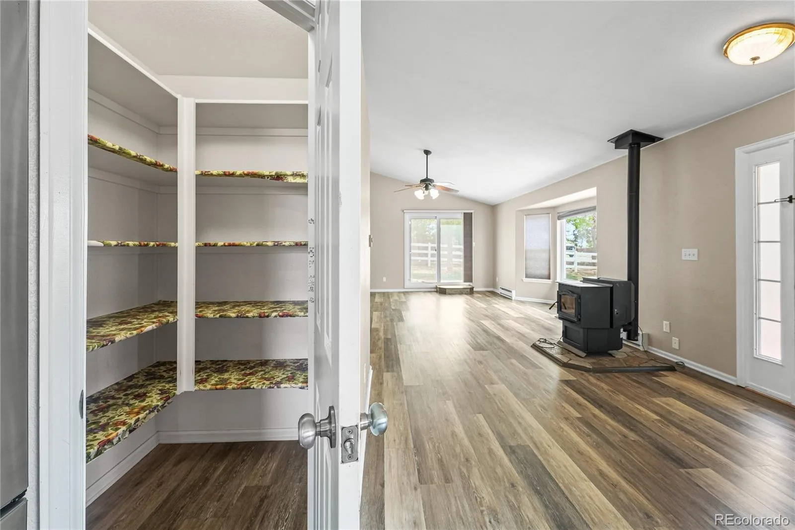 21400 E 11th Avenue Aurora CO 80018 | MLS #REC9696221 08142026233649 1600 14