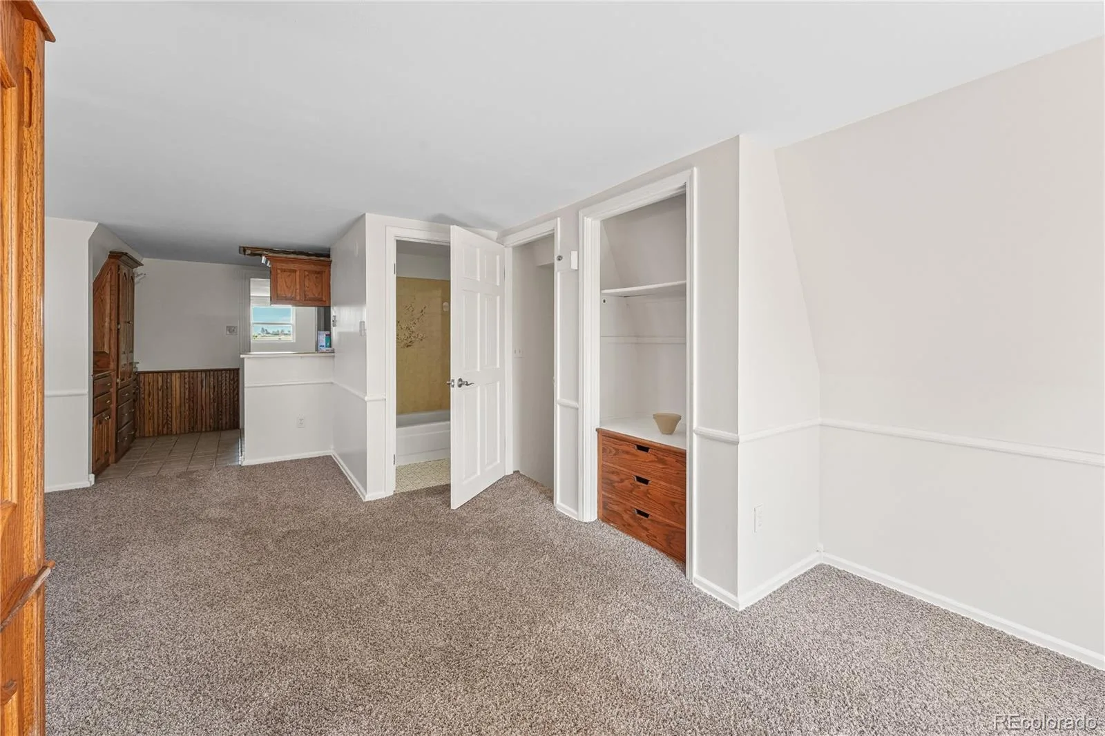21400 E 11th Avenue Aurora CO 80018 | MLS #REC9696221 08142026233649 1600 24