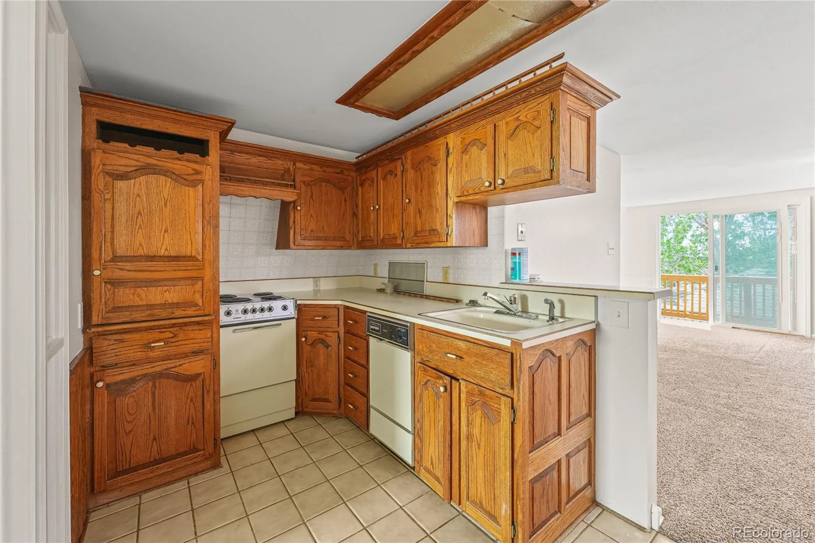 21400 E 11th Avenue Aurora CO 80018 | MLS #REC9696221 08142026233649 1600 32
