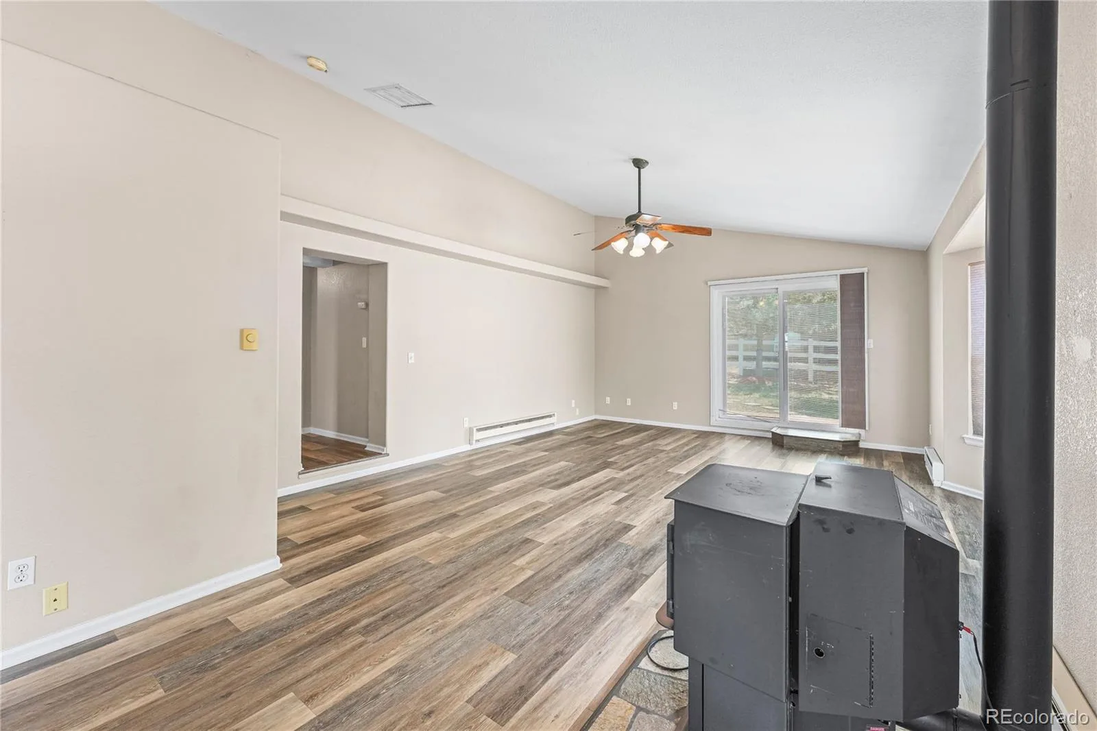 21400 E 11th Avenue Aurora CO 80018 | MLS #REC9696221 08142026233649 1600 4
