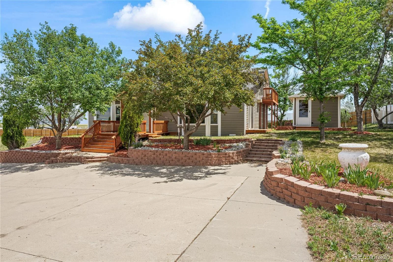 21400 E 11th Avenue Aurora CO 80018 | MLS #REC9696221 08142026233649 1600 43