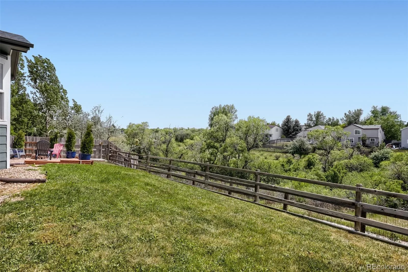5121 S Lisbon Way Centennial CO 80015 MLS #REC9696512 06122026075334 1600 35