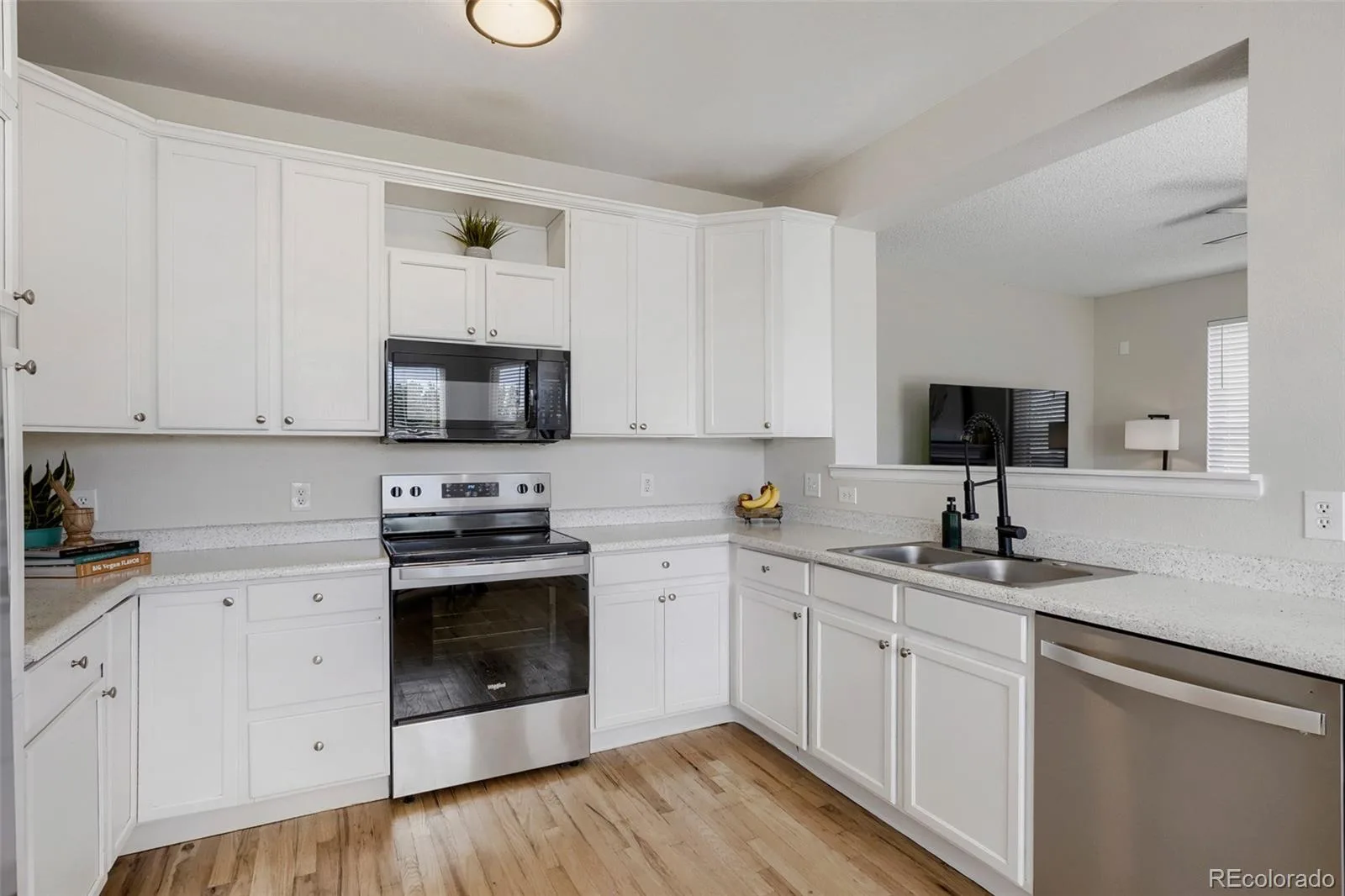 5121 S Lisbon Way Centennial CO 80015 MLS #REC9696512 06122026075334 1600 6