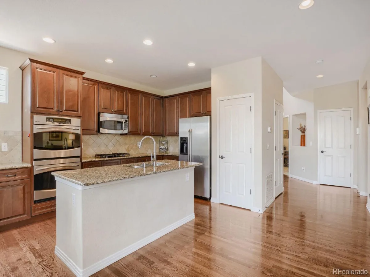 25332 E Indore Drive Aurora CO 80016 MLS #REC9697436 07022026234851 1200 7