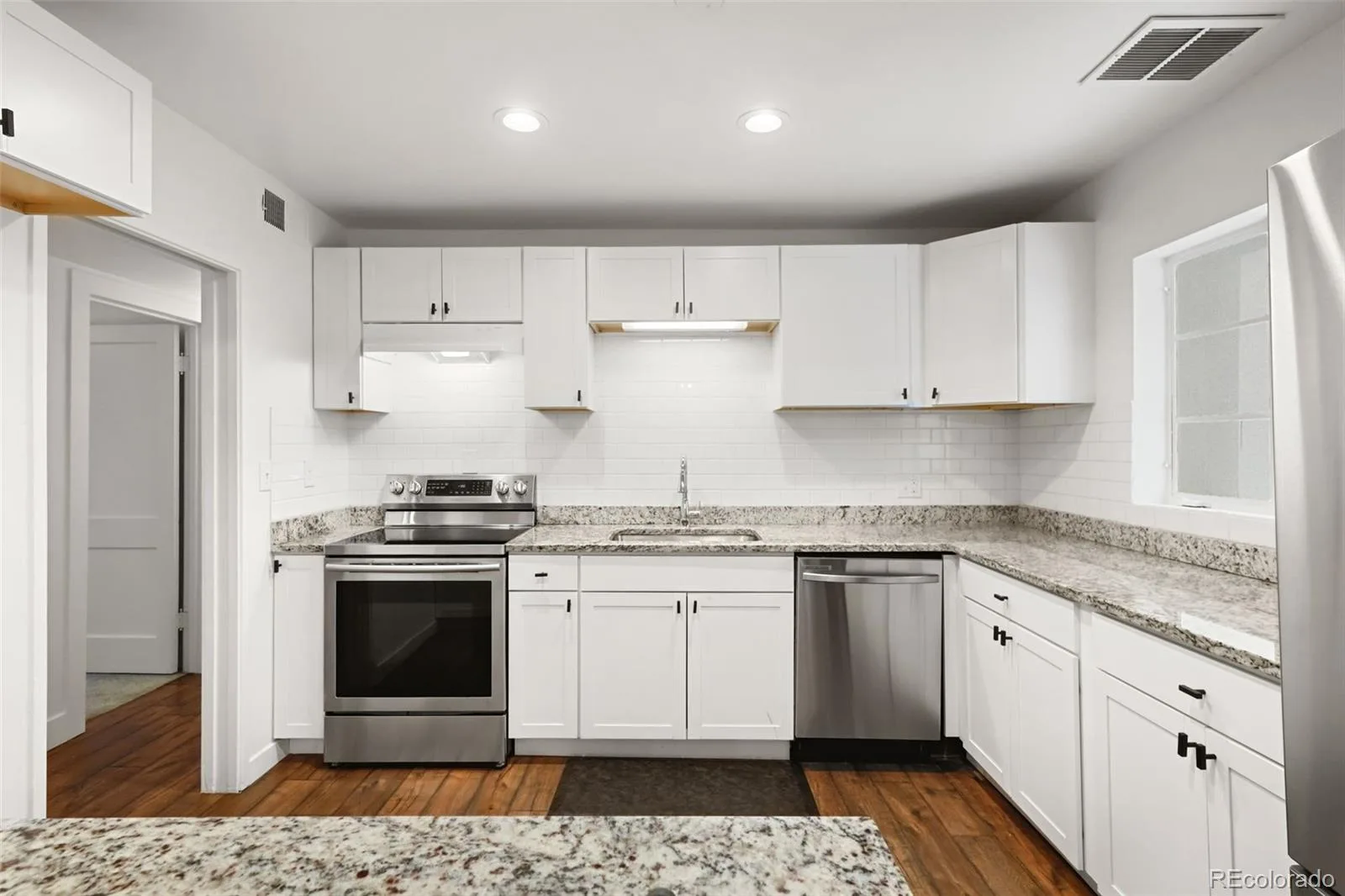 1093 Scranton Street Aurora CO 80011 | MLS #REC9697740 10142026230912 1600 12