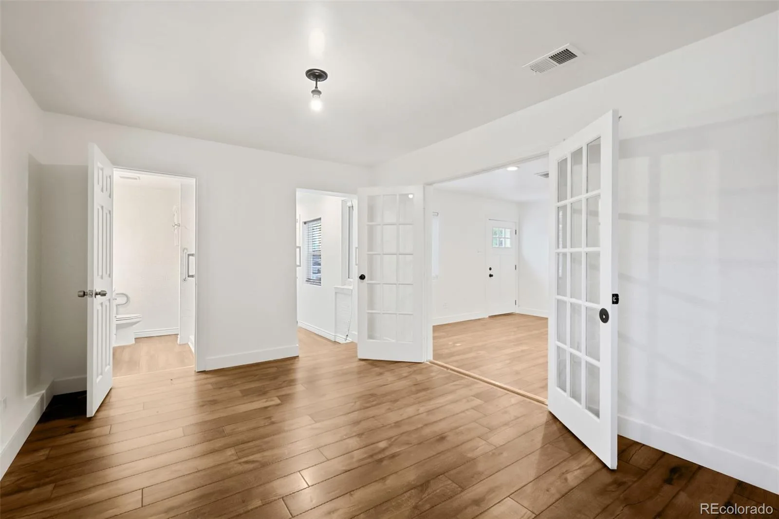 1093 Scranton Street Aurora CO 80011 | MLS #REC9697740 10142026230912 1600 23
