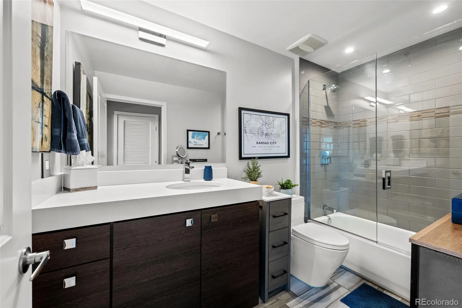 1700 Bassett Street #1901 Denver CO 80202 MLS #REC9698074 06232026001629 1600 14