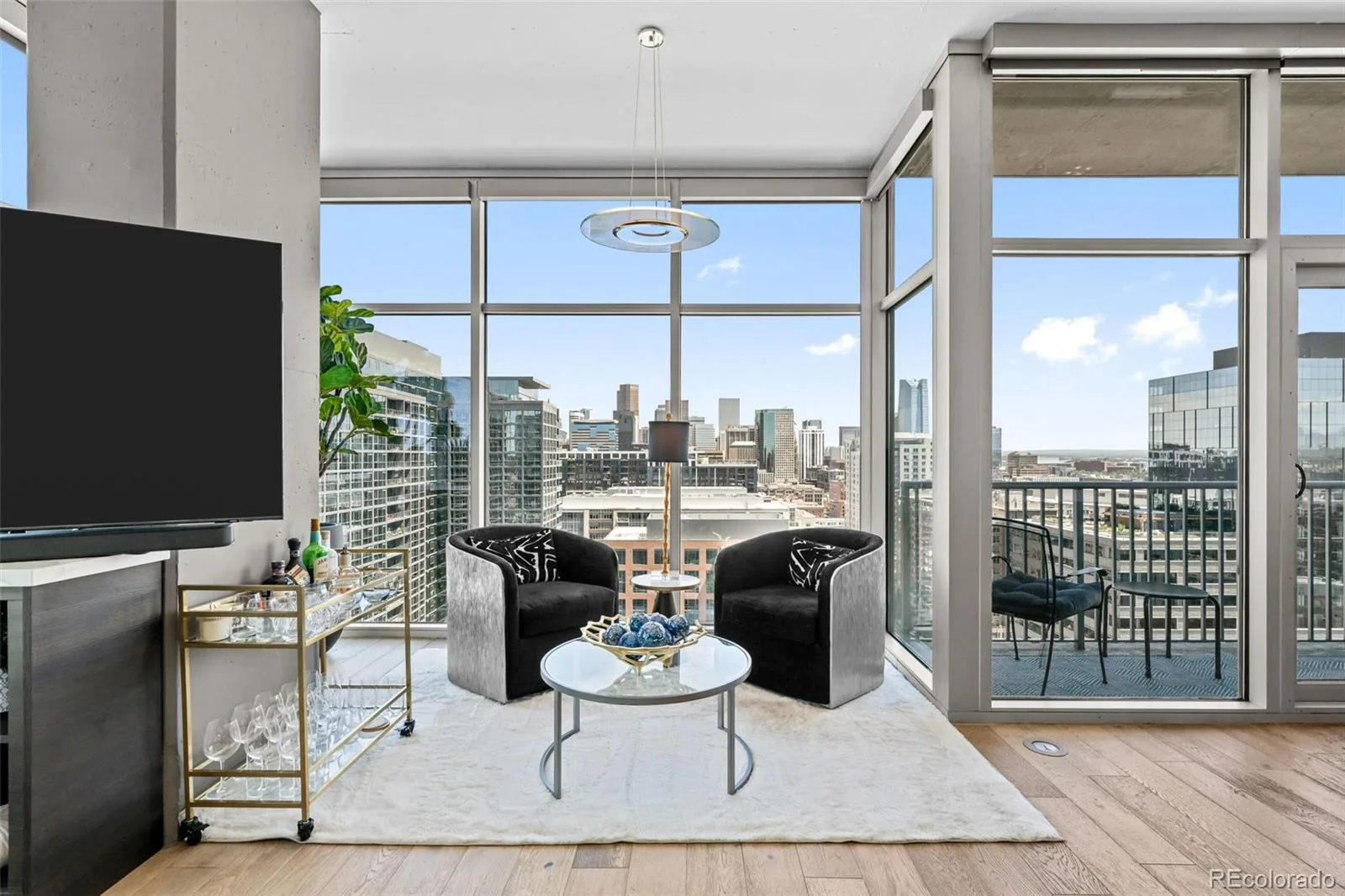 1700 Bassett Street #1901 Denver CO 80202 MLS #REC9698074 06232026001629 1600 22