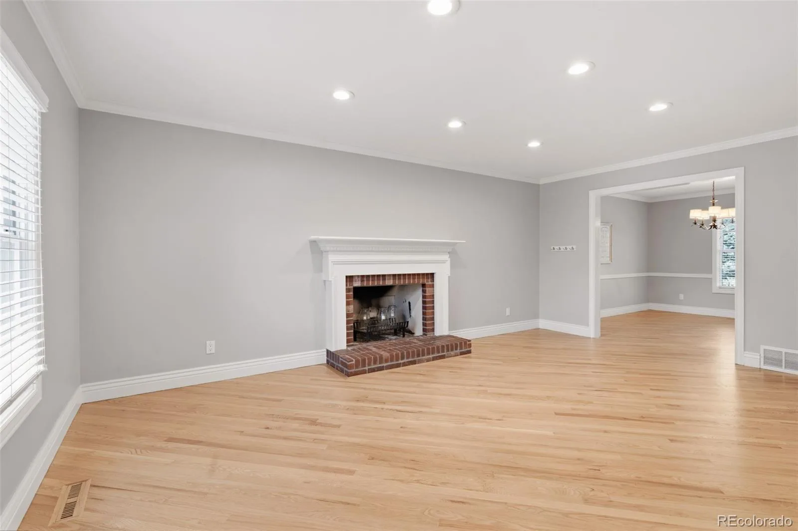 5497 E Hinsdale Place Centennial CO 80122 | MLS #REC9700455 08242026190700 1600 2