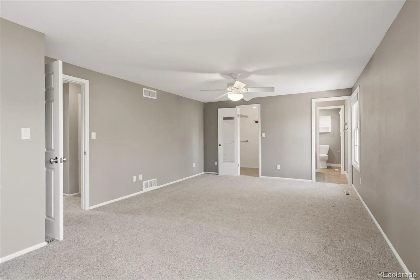5497 E Hinsdale Place Centennial CO 80122 | MLS #REC9700455 08242026190700 1600 29