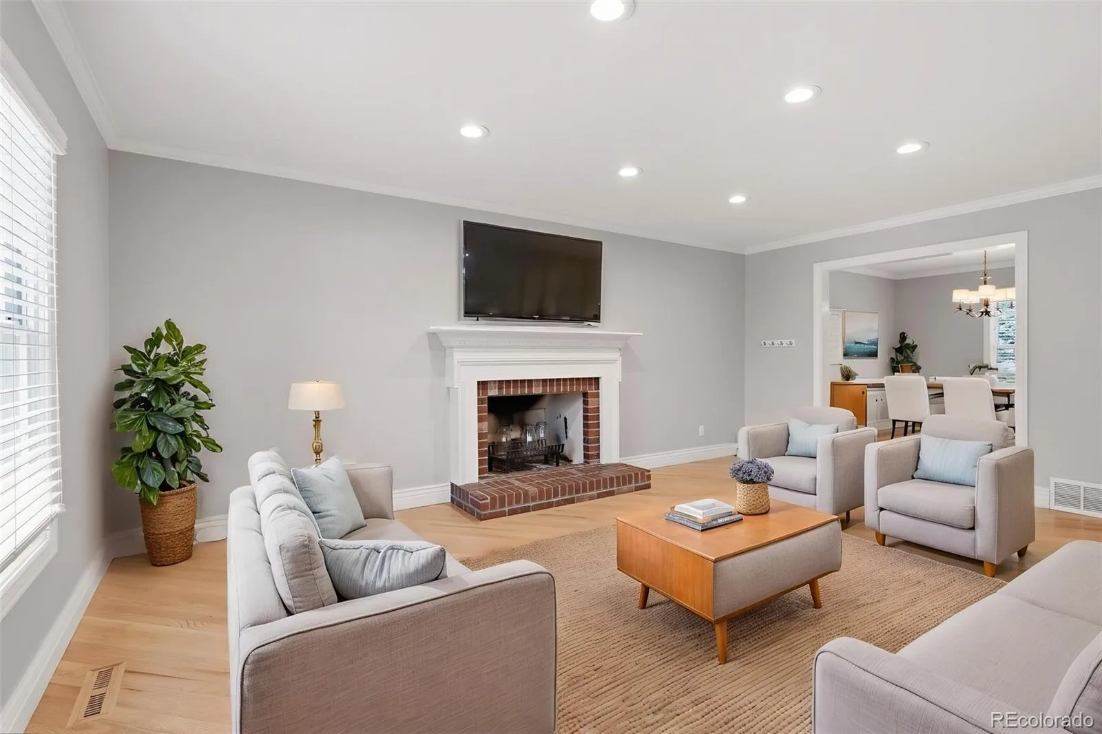 5497 E Hinsdale Place Centennial CO 80122 | MLS #REC9700455 08242026190700 1600 3