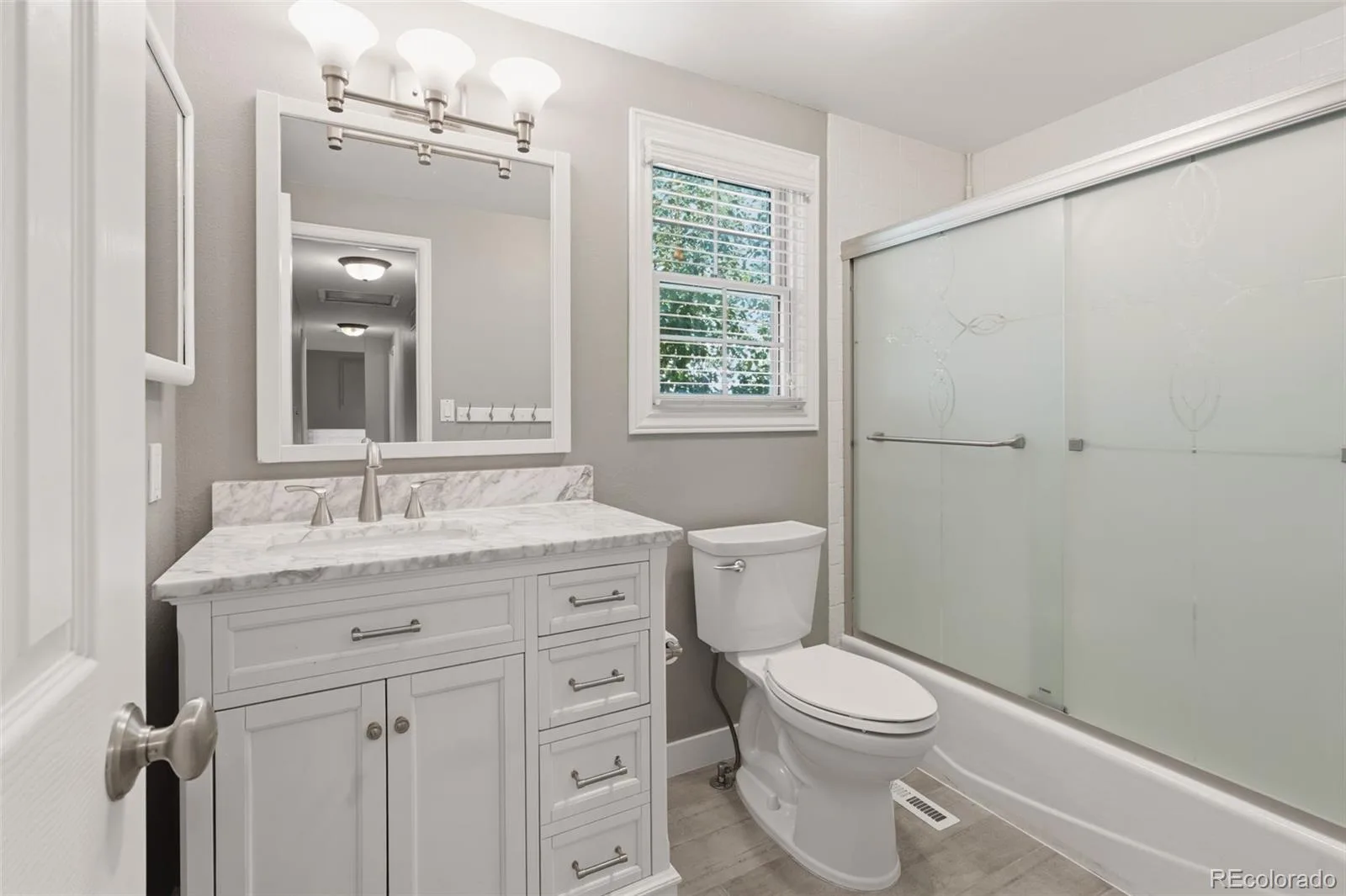 5497 E Hinsdale Place Centennial CO 80122 | MLS #REC9700455 08242026190700 1600 35