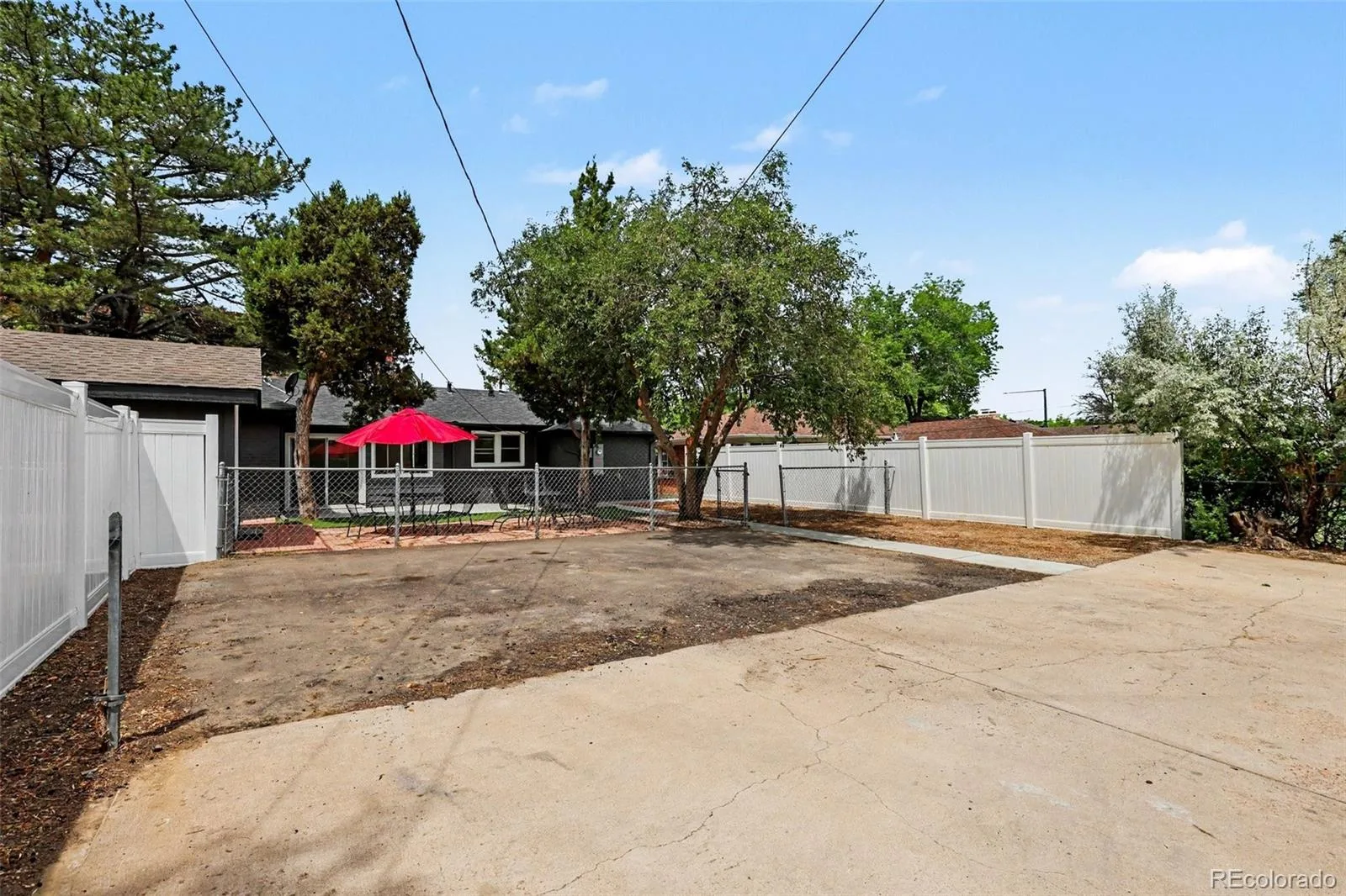 1970 Quebec Street Denver CO 80220 MLS #REC9701526 06122026075342 1600 25