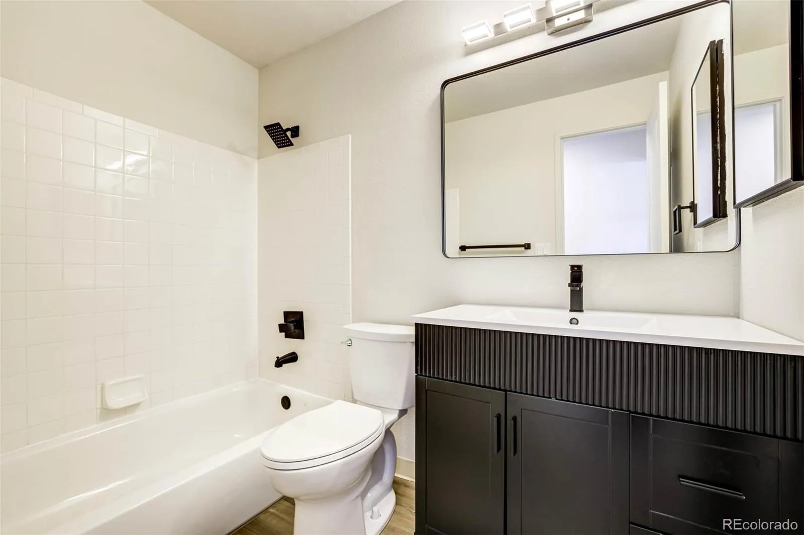 10150 E Virginia Avenue #19-208 Denver CO 80247 MLS #REC9702066 04222026205159 1600 24