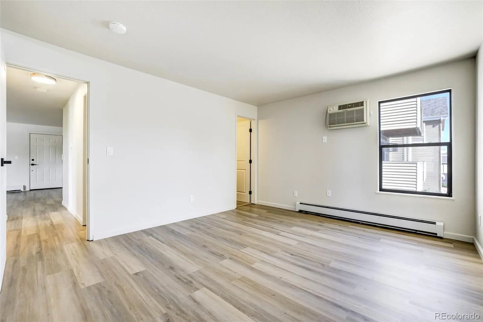 10150 E Virginia Avenue #19-208 Denver CO 80247 MLS #REC9702066 04222026205159 1600 27