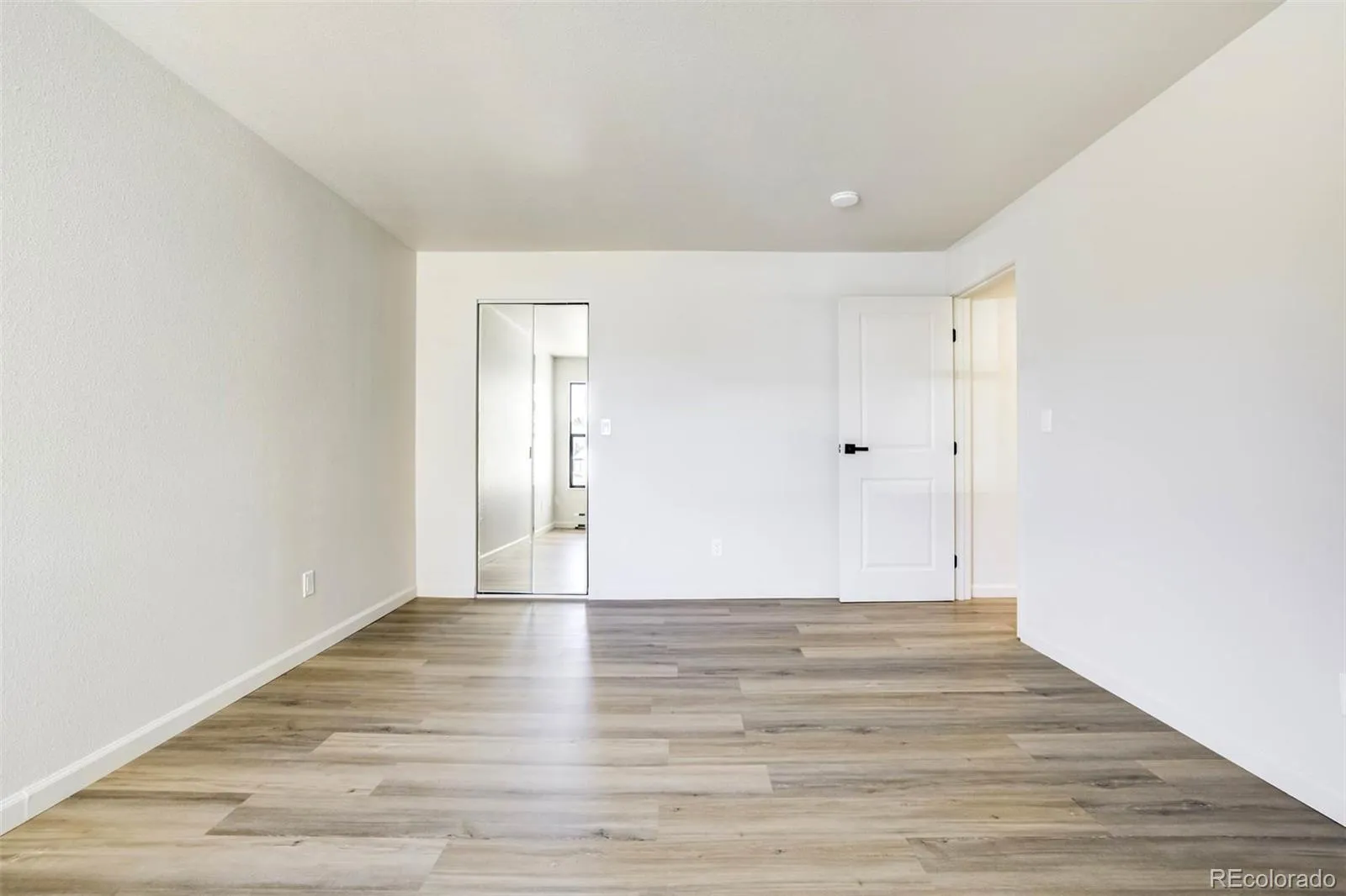 10150 E Virginia Avenue #19-208 Denver CO 80247 MLS #REC9702066 04222026205159 1600 29