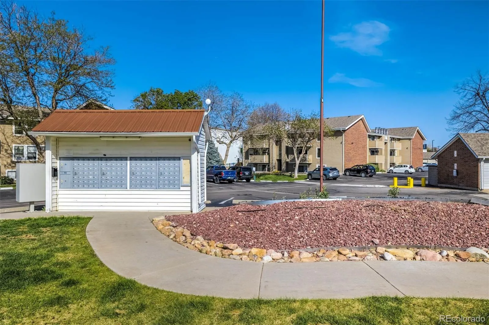 10150 E Virginia Avenue #19-208 Denver CO 80247 MLS #REC9702066 04222026205159 1600 39