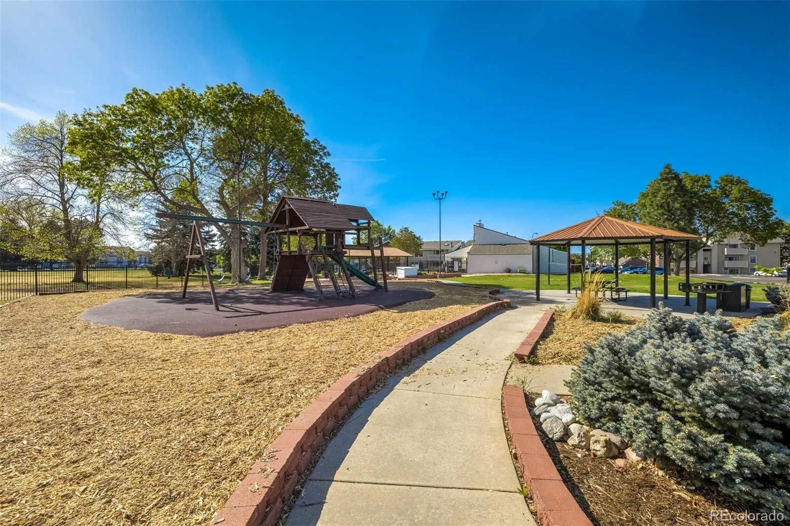 10150 E Virginia Avenue #19-208 Denver CO 80247 MLS #REC9702066 04222026205159 1600 45