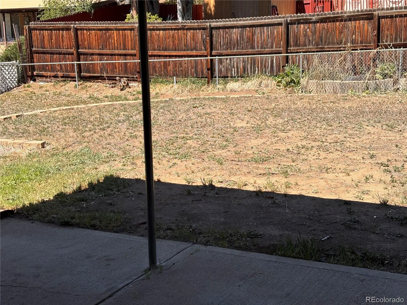 2771 S Perry Street Denver CO 80236 MLS #REC9703242 05032026001151 1600 33