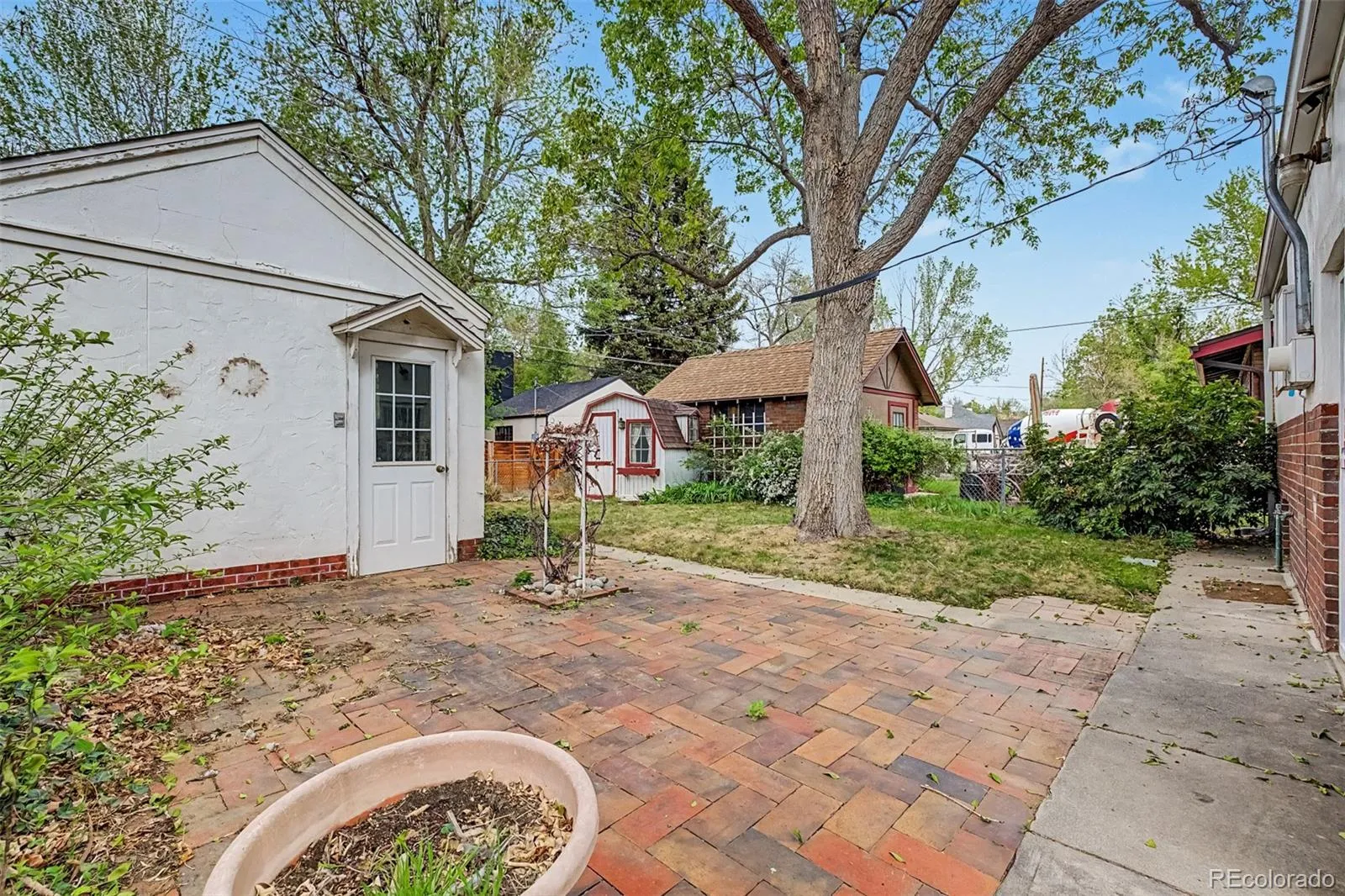 617 S Vine Street Denver CO 80209 MLS #REC9704326 04232026200626 1600 26