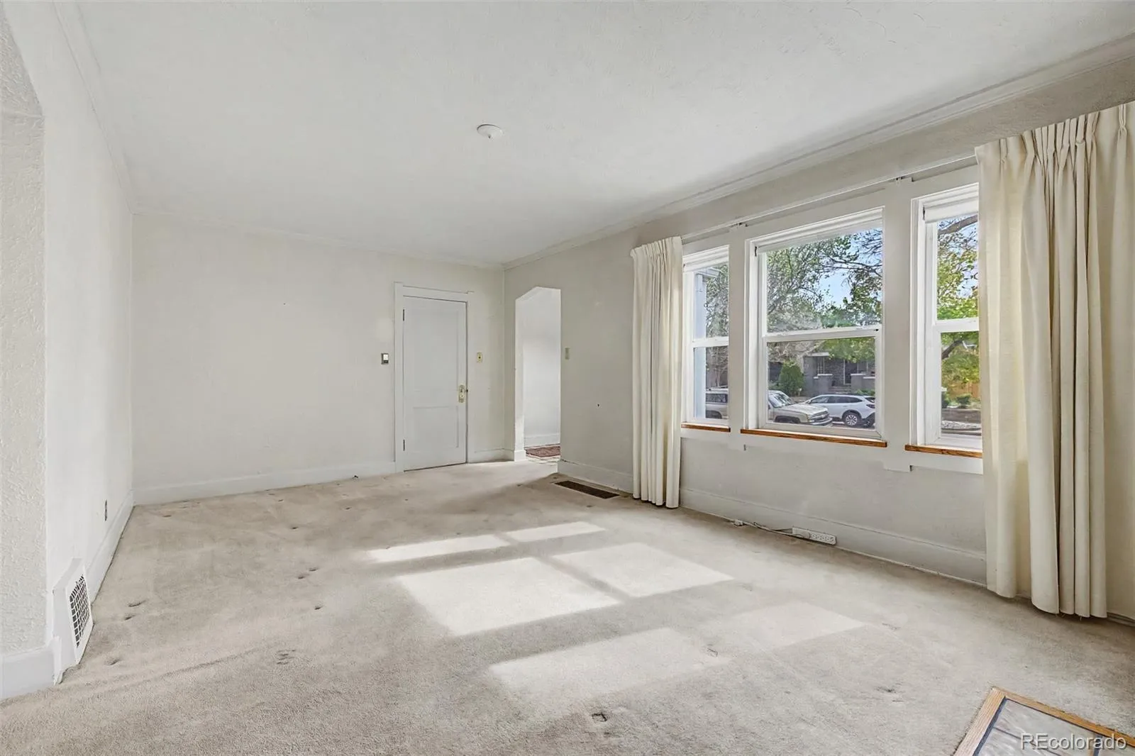 617 S Vine Street Denver CO 80209 MLS #REC9704326 04232026200626 1600 4