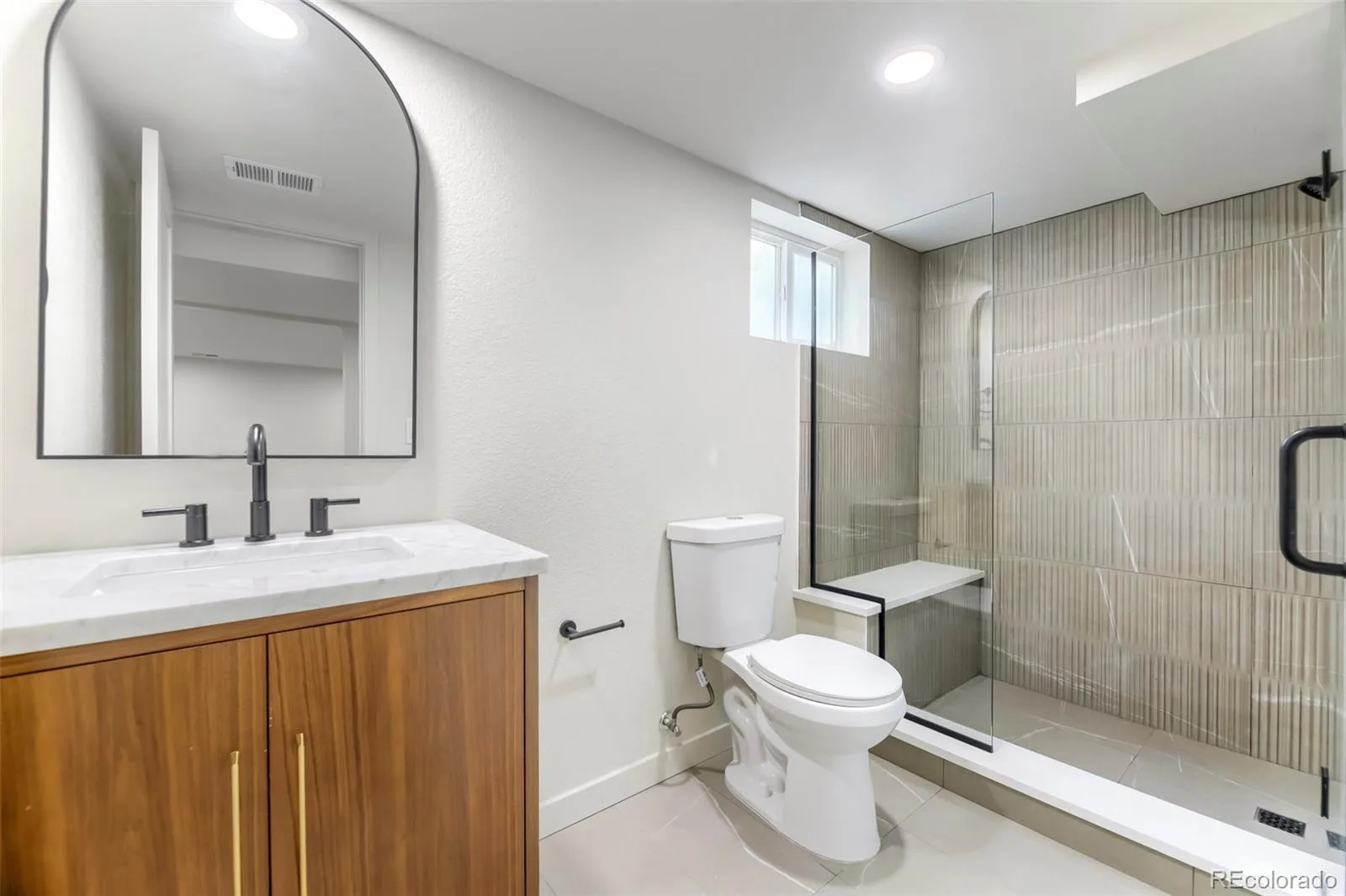 2021 S Lowell Boulevard Denver CO 80219 | MLS #REC9707432 08072026000558 1600 22