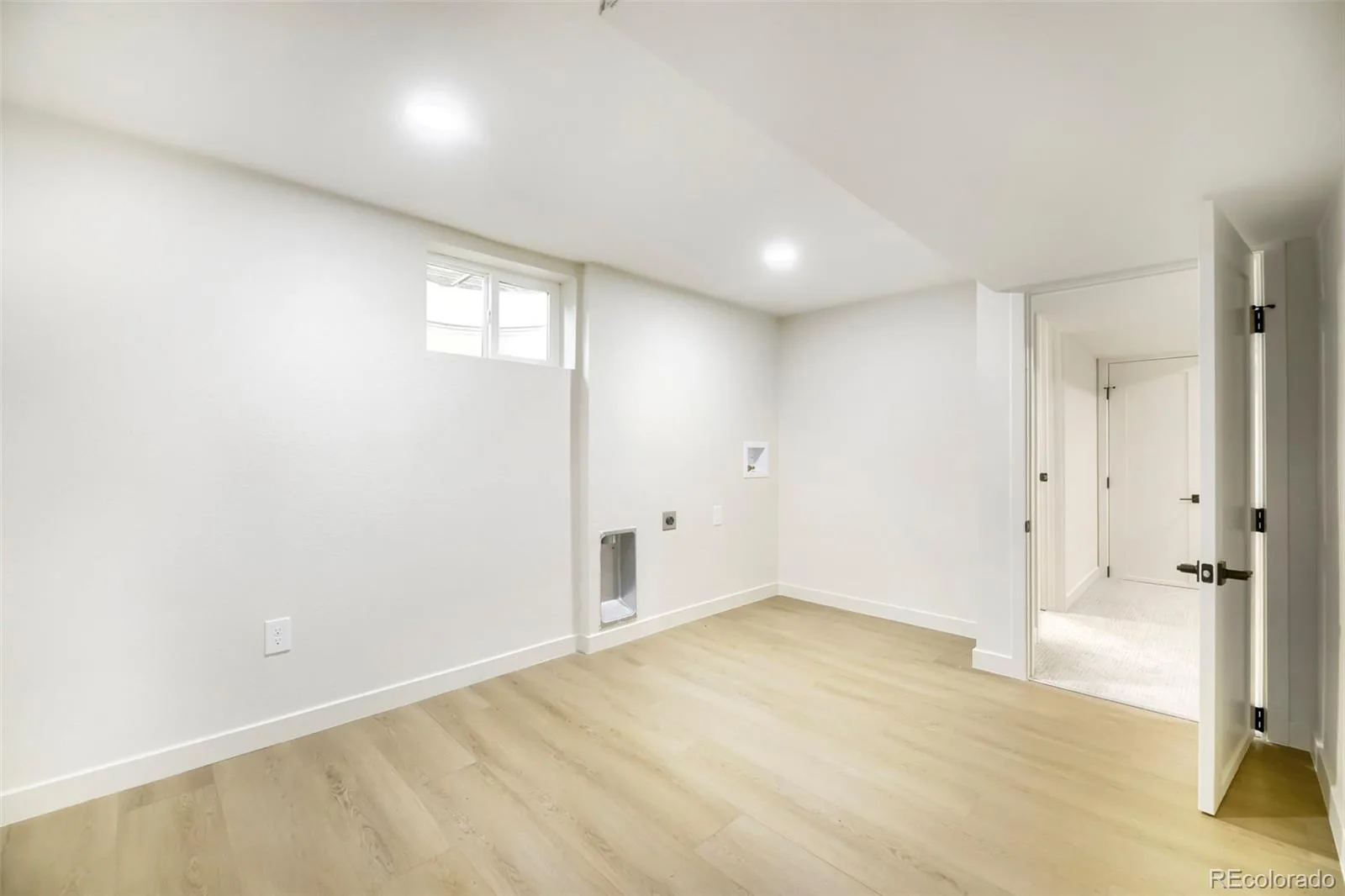 2021 S Lowell Boulevard Denver CO 80219 | MLS #REC9707432 08072026000558 1600 23