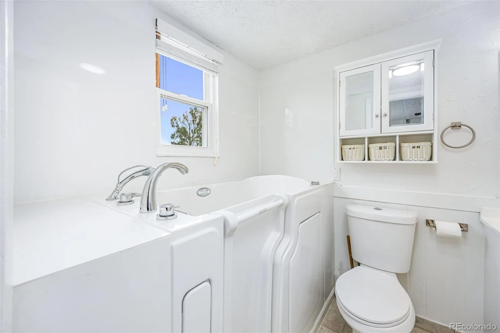 14975 E Radcliff Drive Aurora CO 80015 | MLS #REC9707708 06232026210117 1600 8