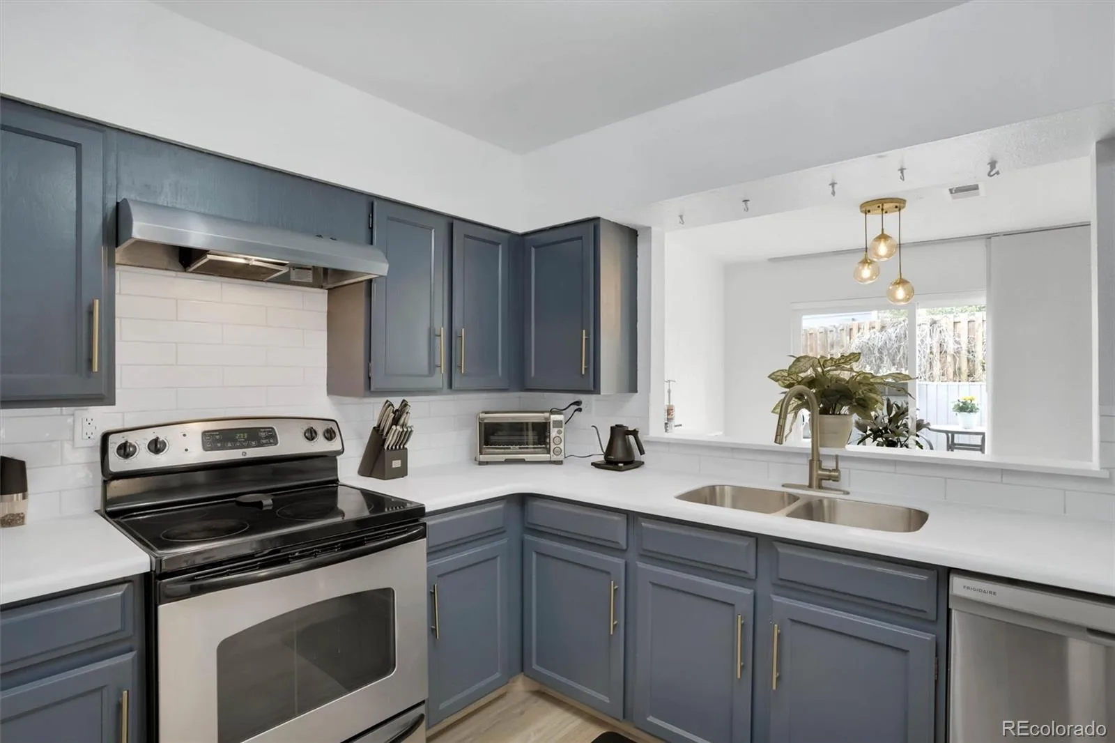 7143 Depew Circle Arvada CO 80003 | MLS #REC9712268 08182026012300 1600 14