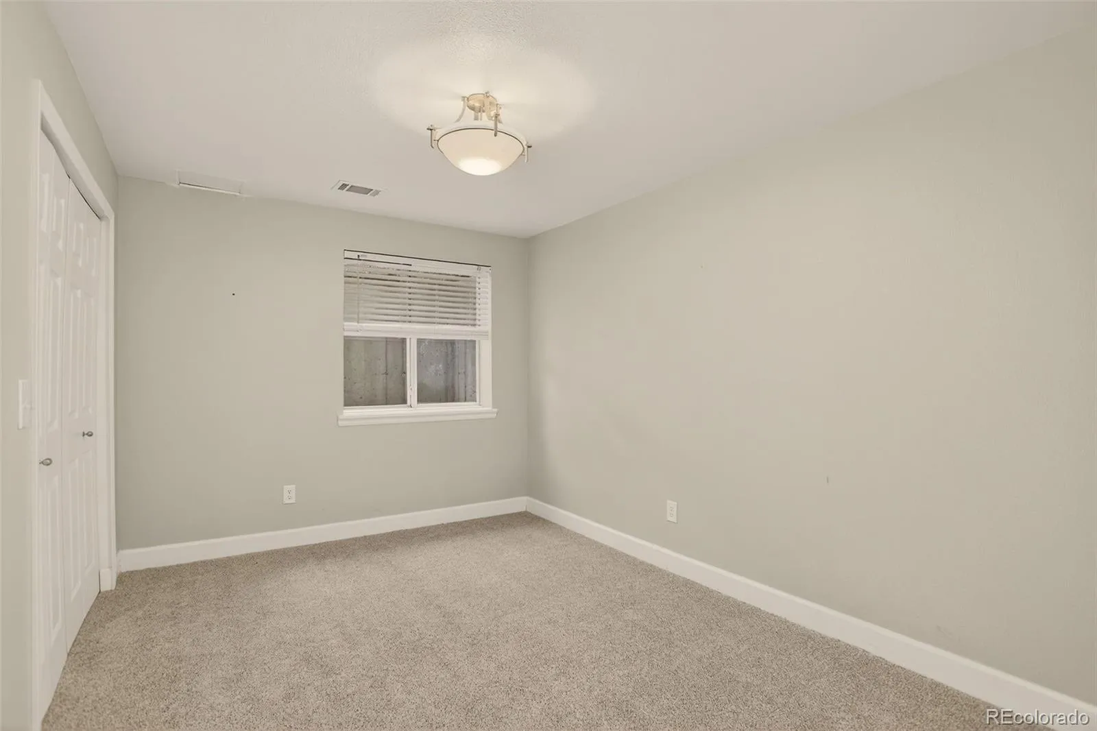 10000 E Yale Avenue #41 Denver CO 80231 MLS #REC9712524 04162026162502 1600 38