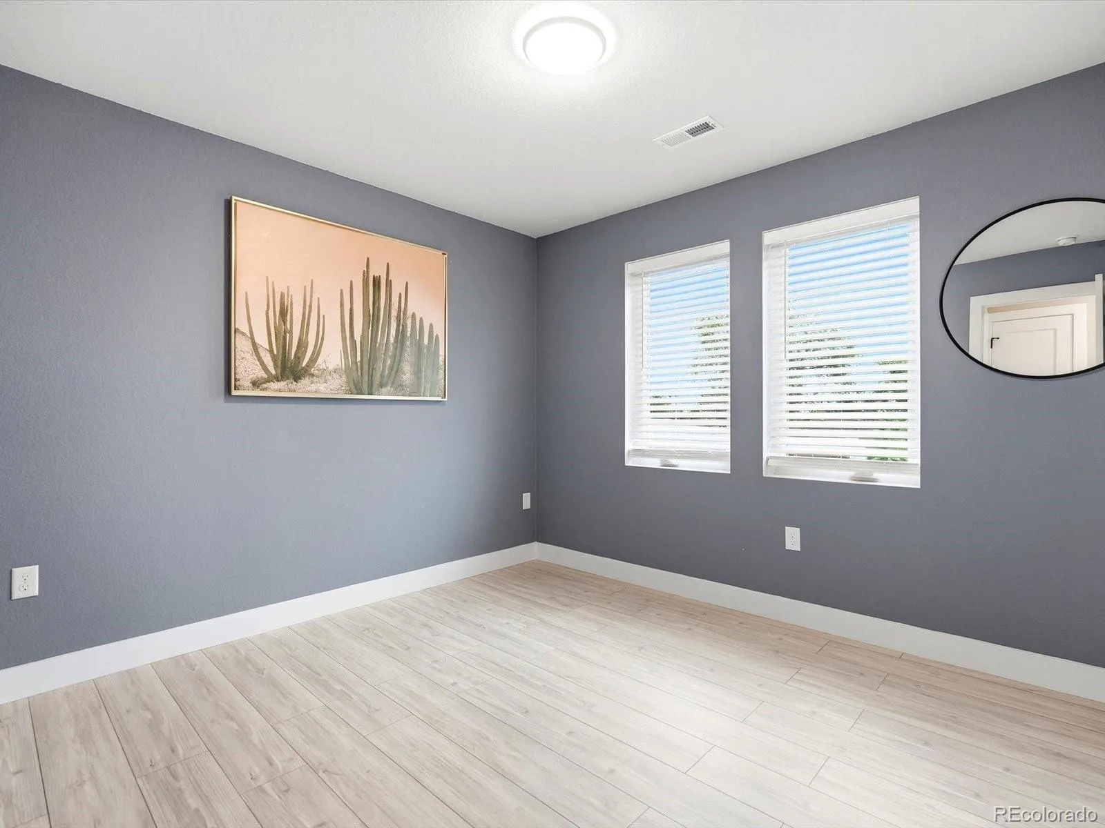 550 S Raleigh Street Denver CO 80219 | MLS #REC9716306 09262026055312 1600 28