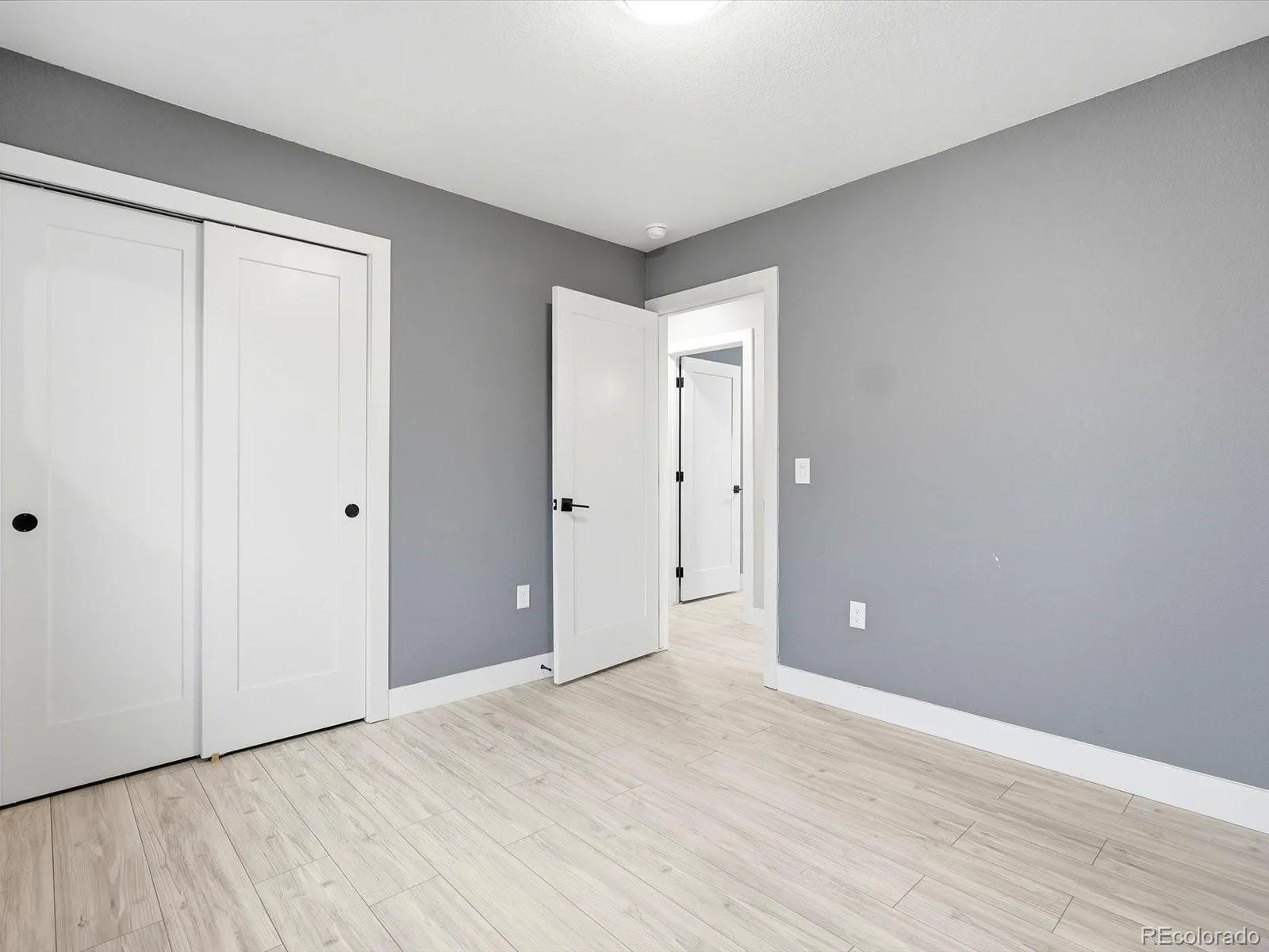 550 S Raleigh Street Denver CO 80219 | MLS #REC9716306 09262026055312 1600 29