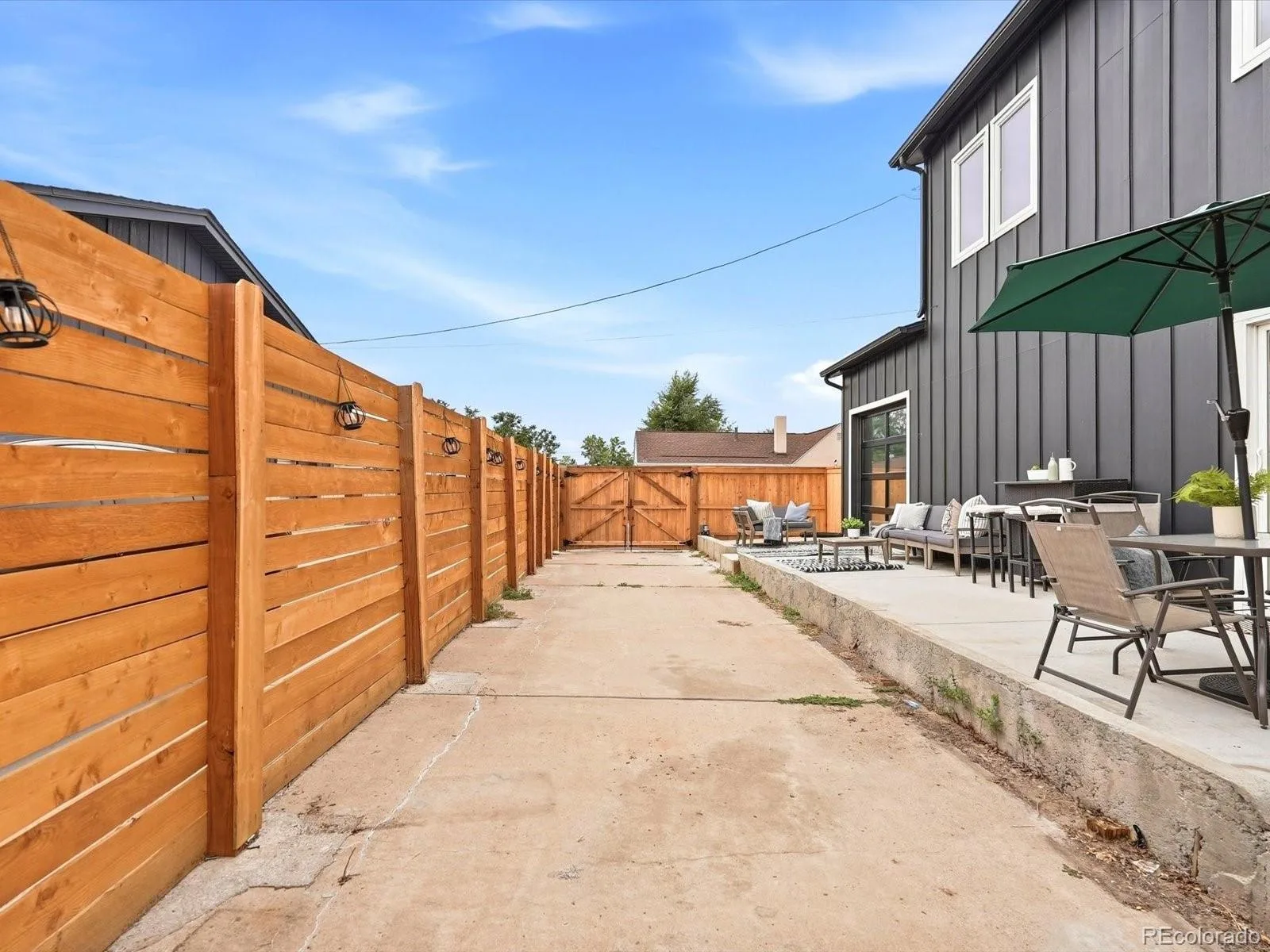 550 S Raleigh Street Denver CO 80219 | MLS #REC9716306 09262026055312 1600 37