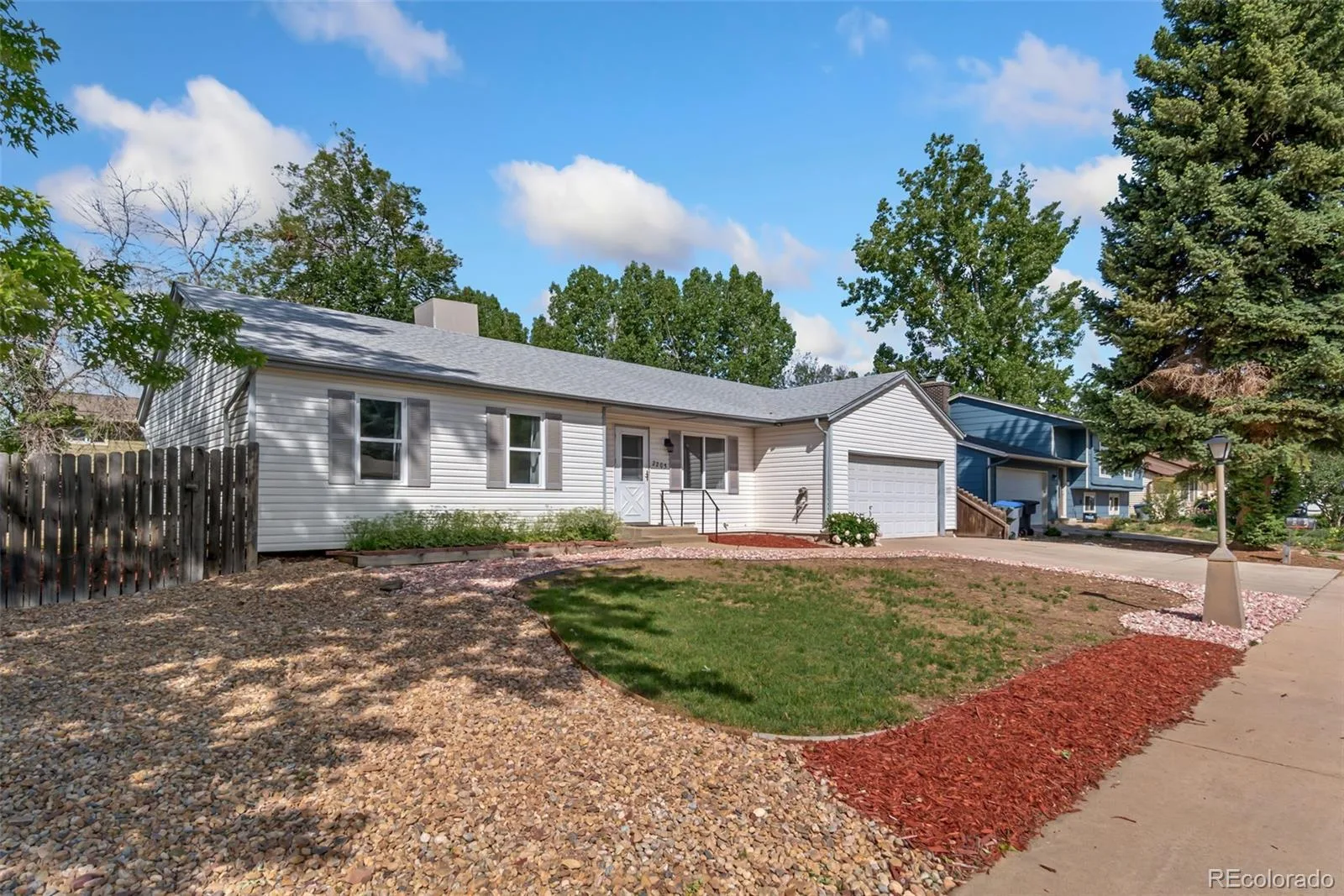 2205 Lincoln Street Longmont CO 80501 MLS #REC9717400 06012026015501 1600 1