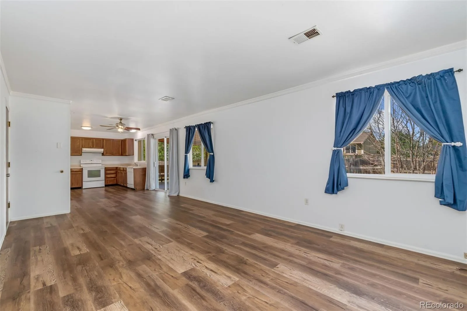 2205 Lincoln Street Longmont CO 80501 MLS #REC9717400 06012026015501 1600 5
