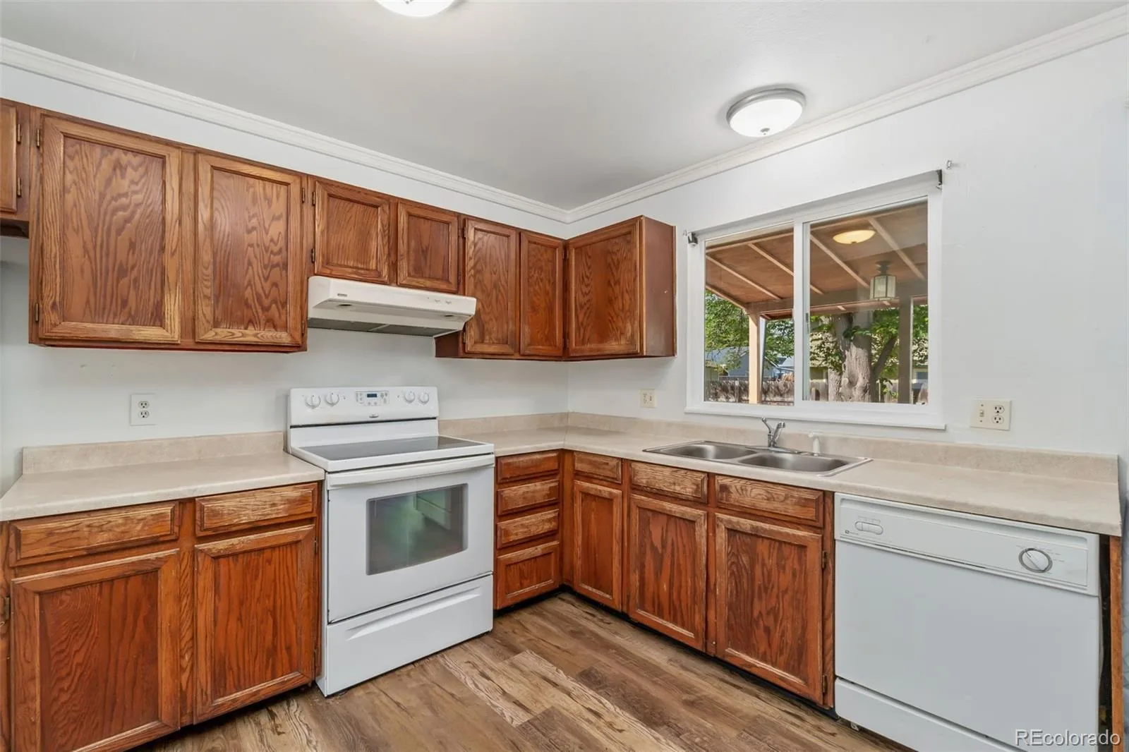 2205 Lincoln Street Longmont CO 80501 MLS #REC9717400 06012026015501 1600 7